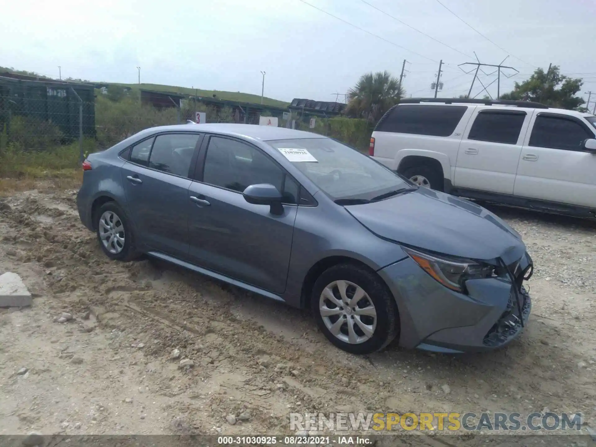 1 Photograph of a damaged car 5YFEPRAE4LP069283 TOYOTA COROLLA 2020