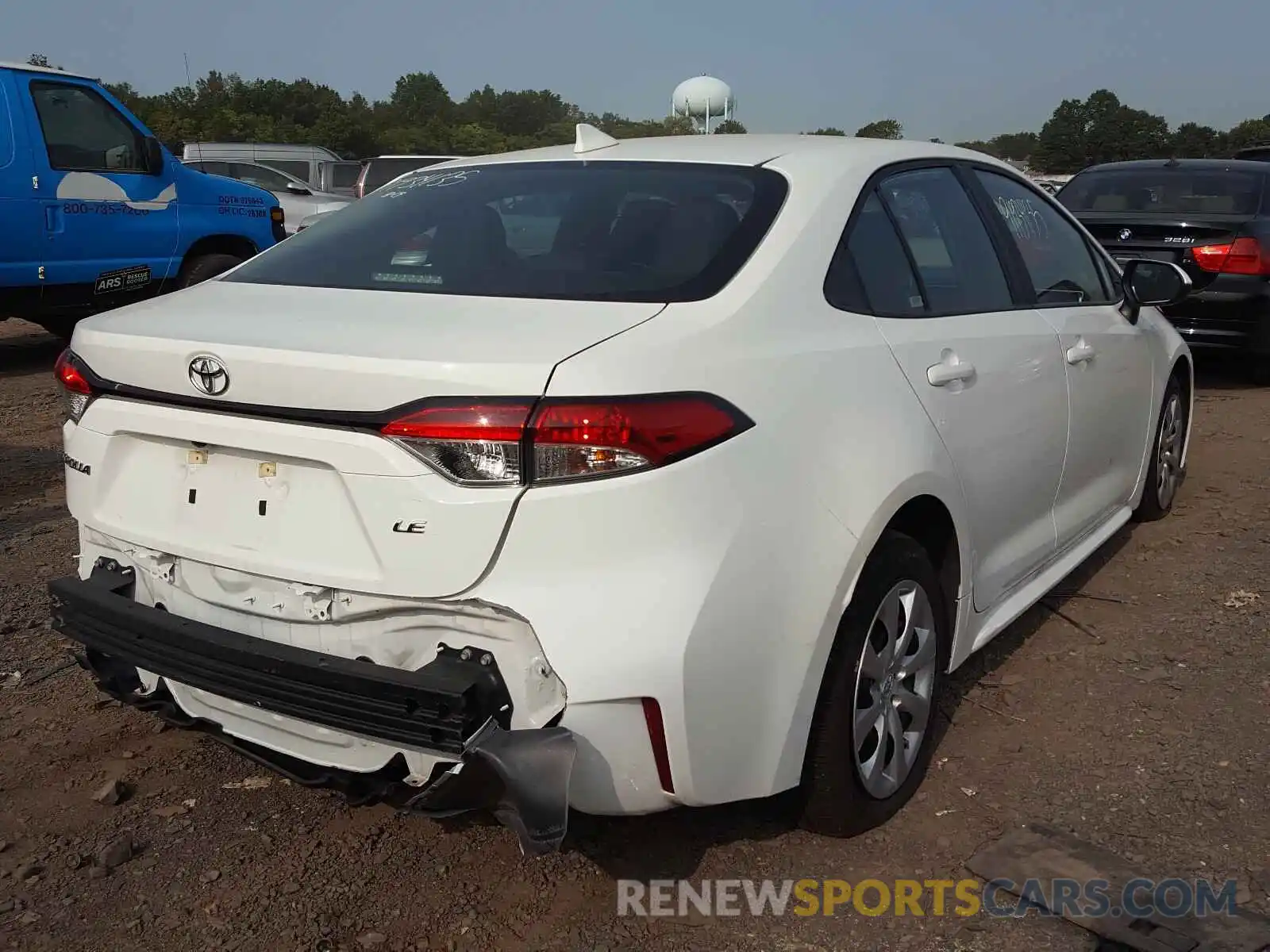 4 Photograph of a damaged car 5YFEPRAE4LP069624 TOYOTA COROLLA 2020