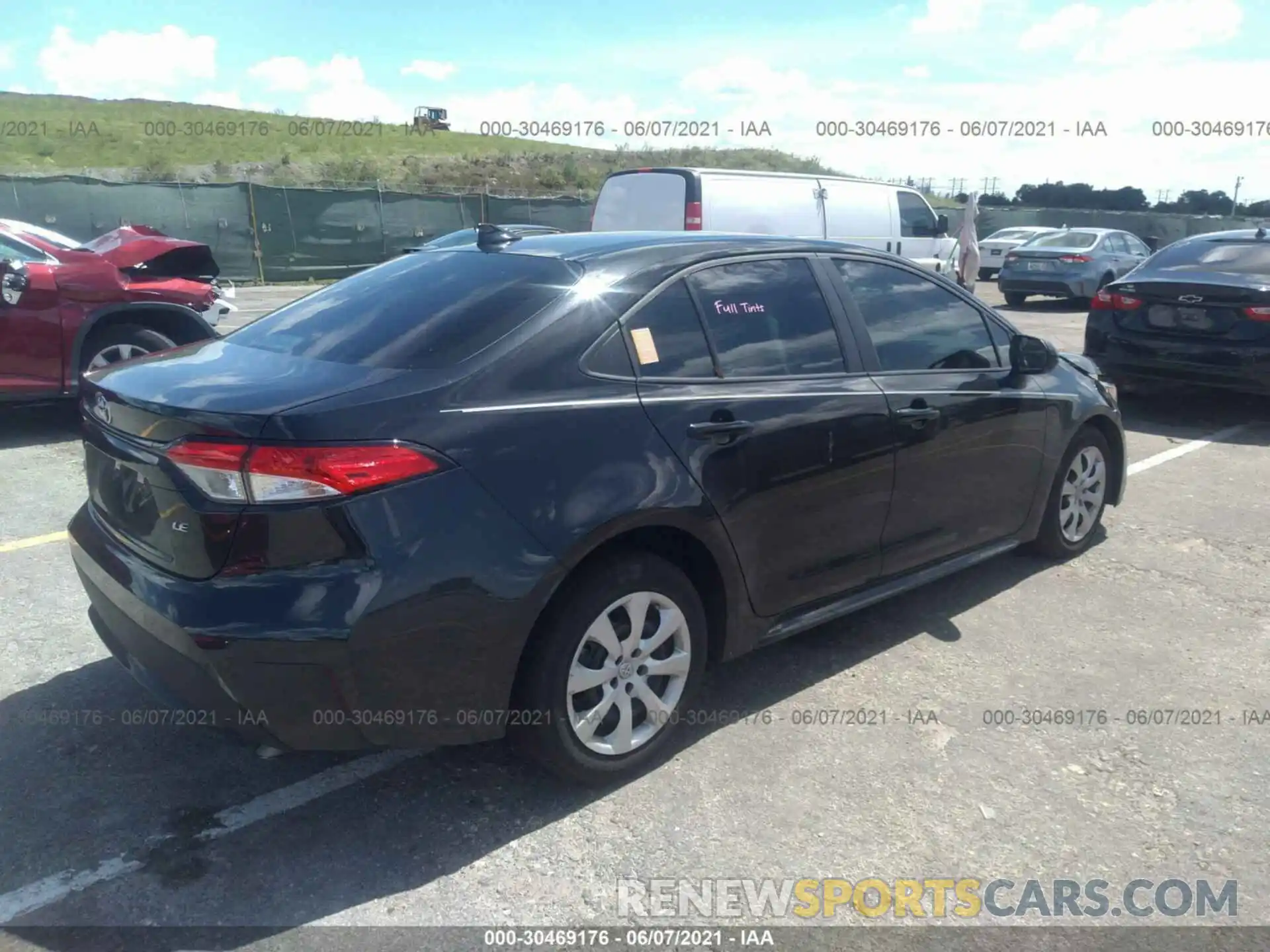 4 Photograph of a damaged car 5YFEPRAE4LP070515 TOYOTA COROLLA 2020