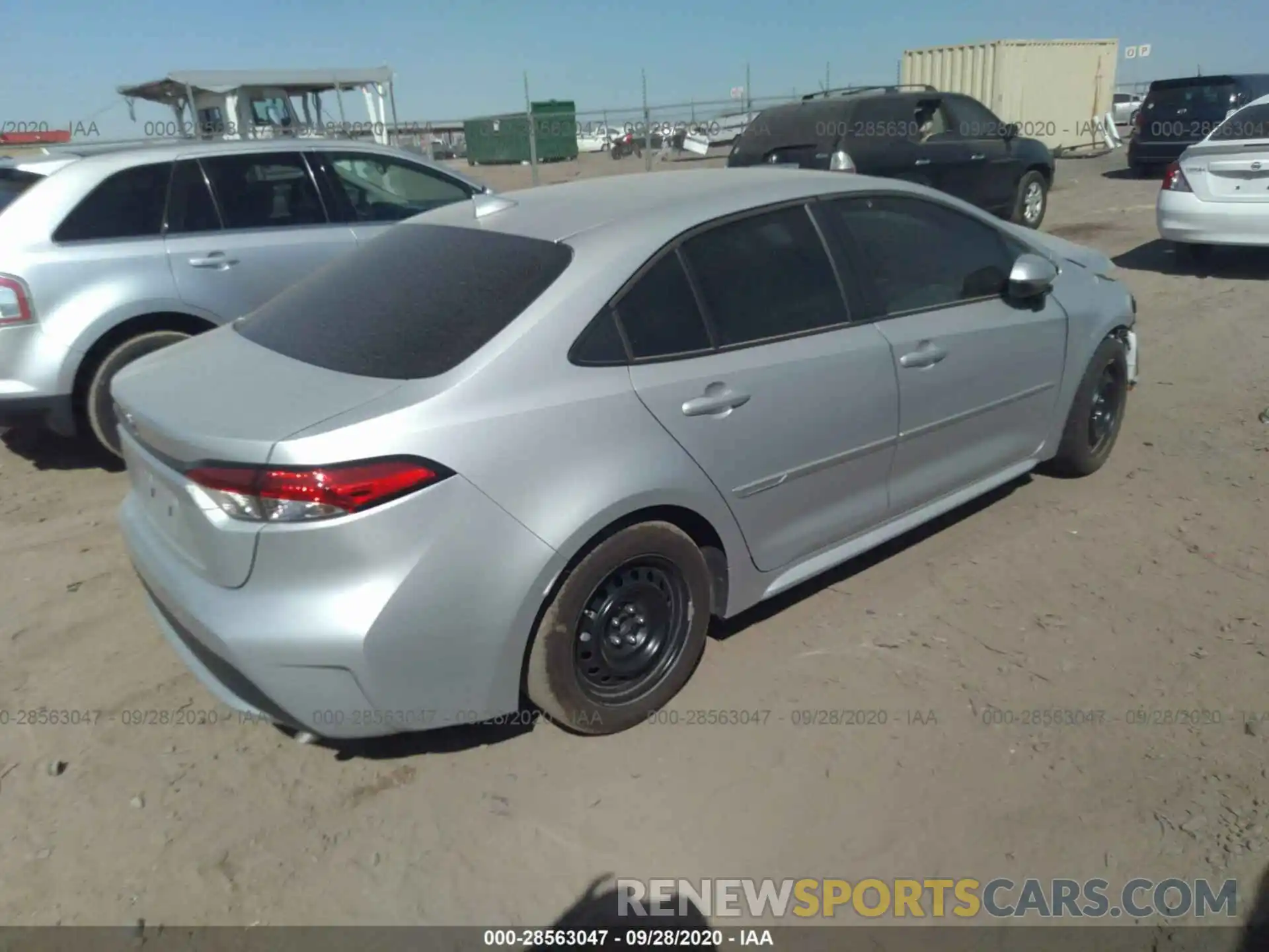 4 Photograph of a damaged car 5YFEPRAE4LP072362 TOYOTA COROLLA 2020