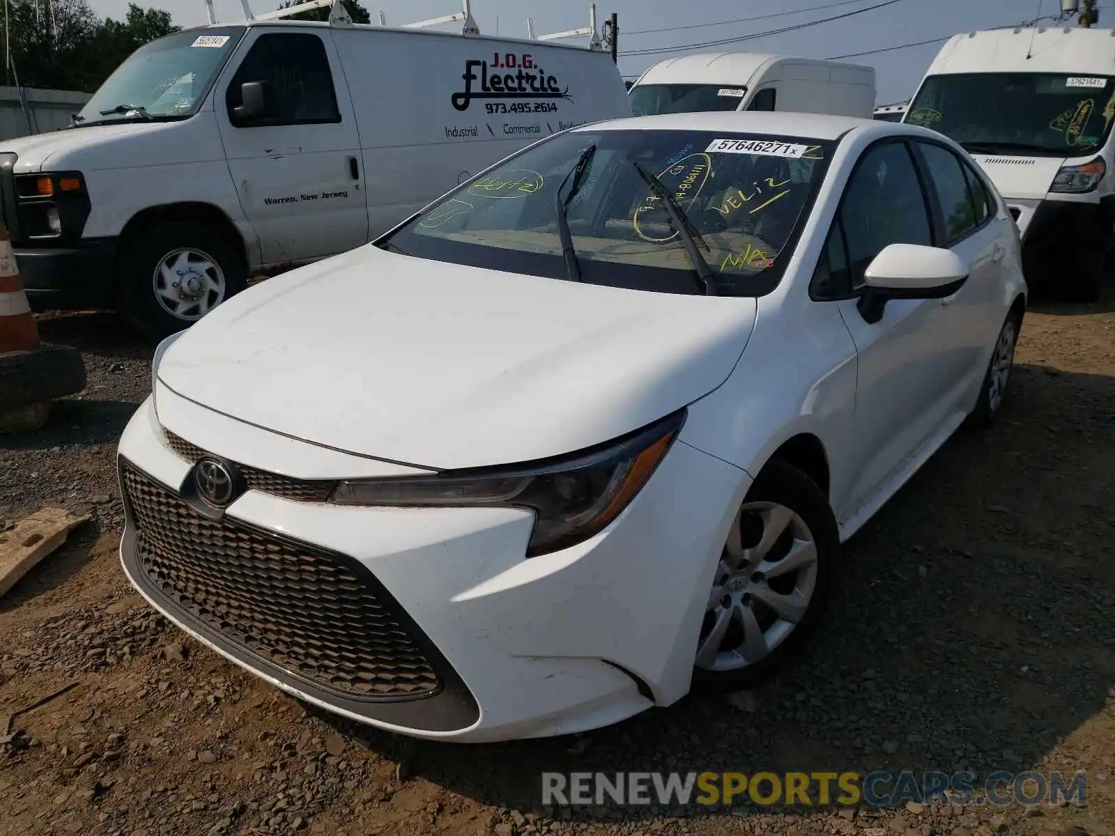 2 Photograph of a damaged car 5YFEPRAE4LP072751 TOYOTA COROLLA 2020