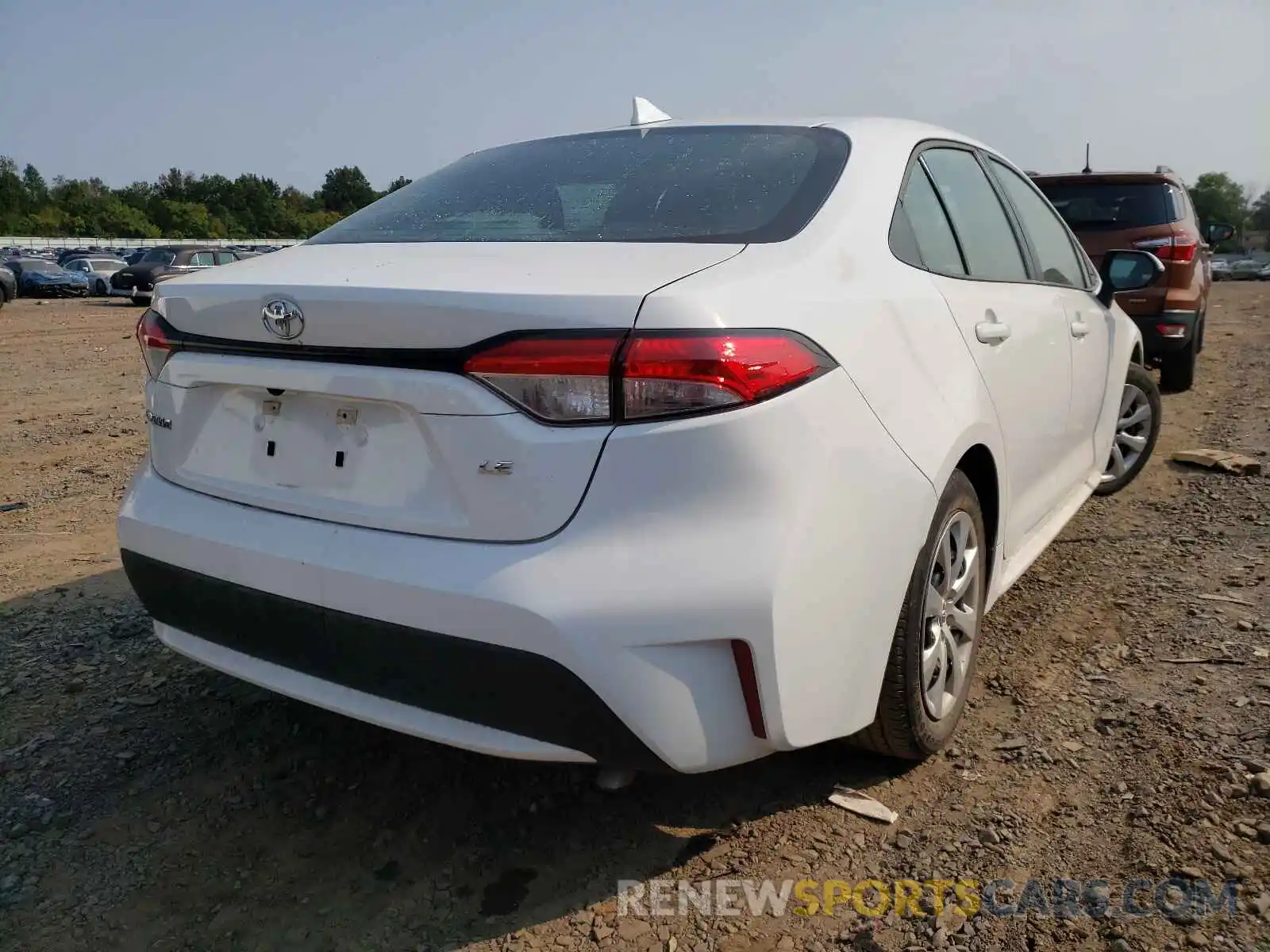 4 Photograph of a damaged car 5YFEPRAE4LP072751 TOYOTA COROLLA 2020