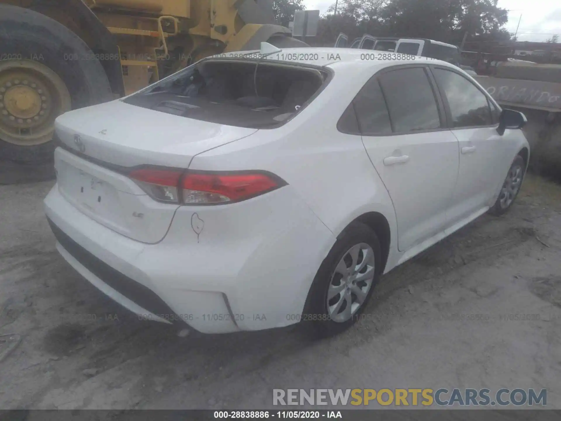 4 Photograph of a damaged car 5YFEPRAE4LP072961 TOYOTA COROLLA 2020