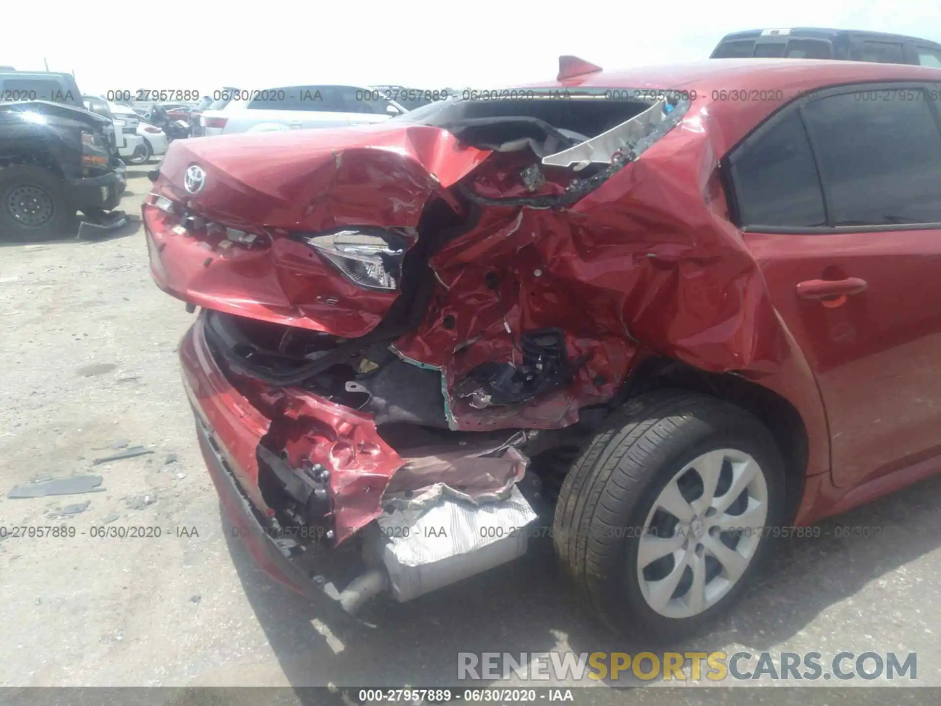 6 Photograph of a damaged car 5YFEPRAE4LP073219 TOYOTA COROLLA 2020