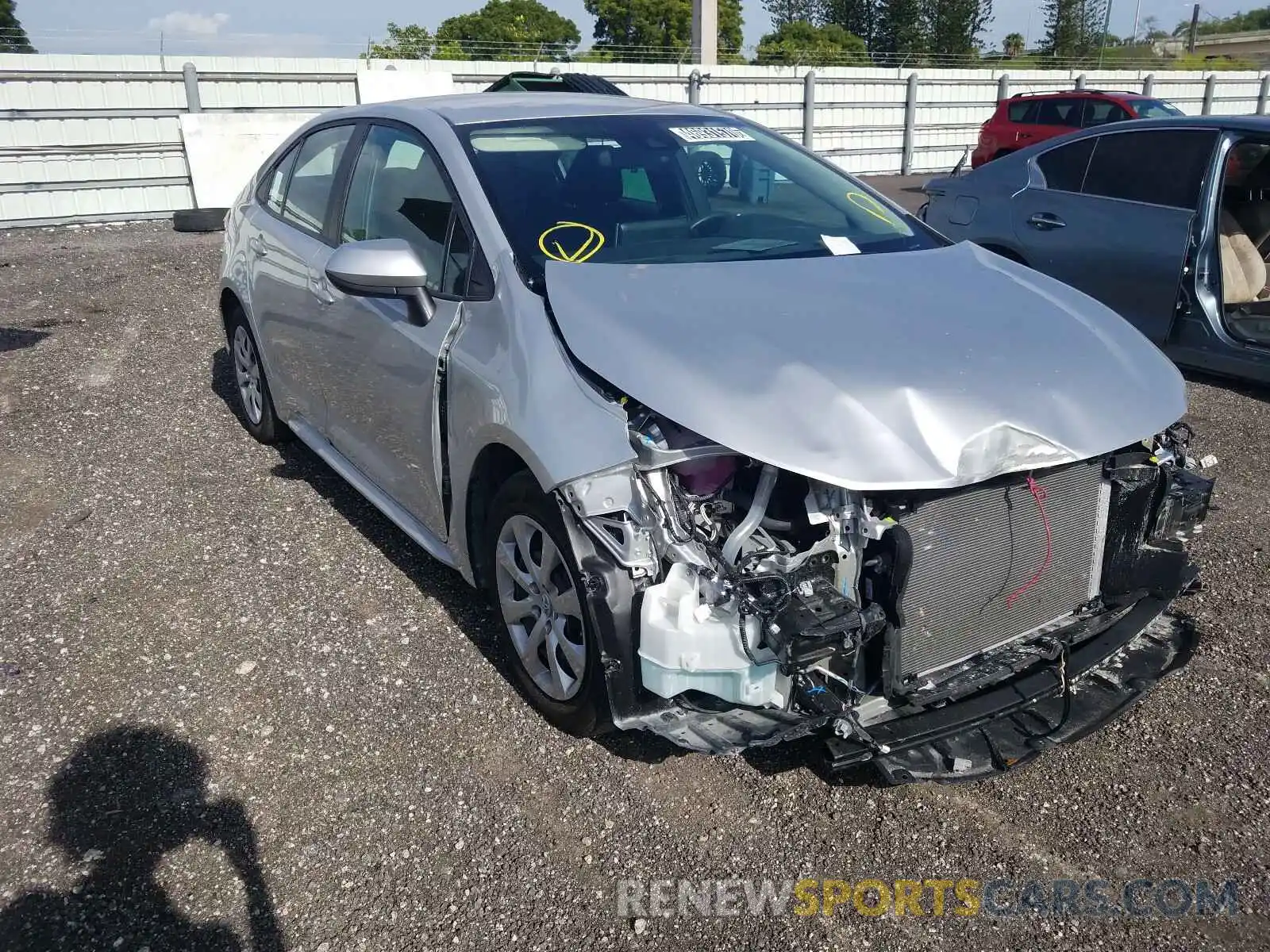 1 Photograph of a damaged car 5YFEPRAE4LP076069 TOYOTA COROLLA 2020