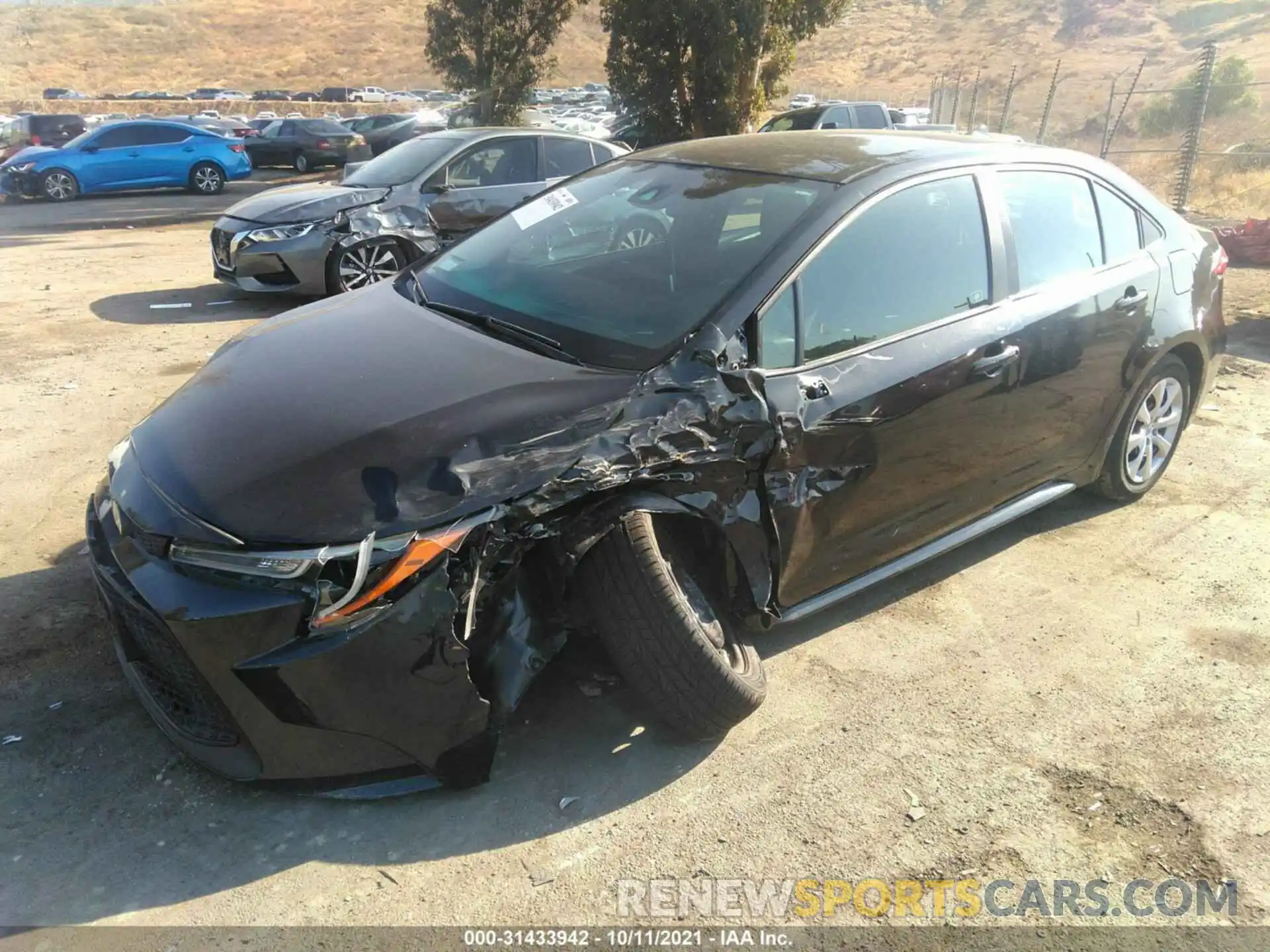 2 Photograph of a damaged car 5YFEPRAE4LP076198 TOYOTA COROLLA 2020