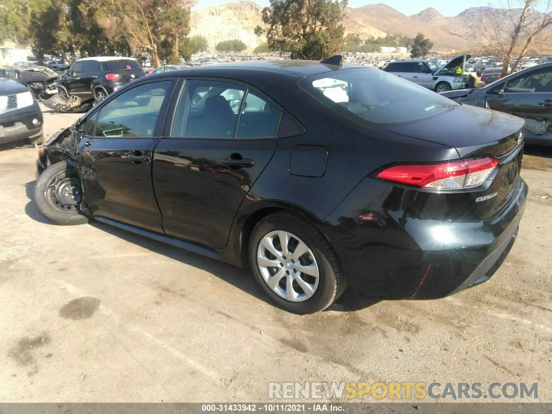 3 Photograph of a damaged car 5YFEPRAE4LP076198 TOYOTA COROLLA 2020