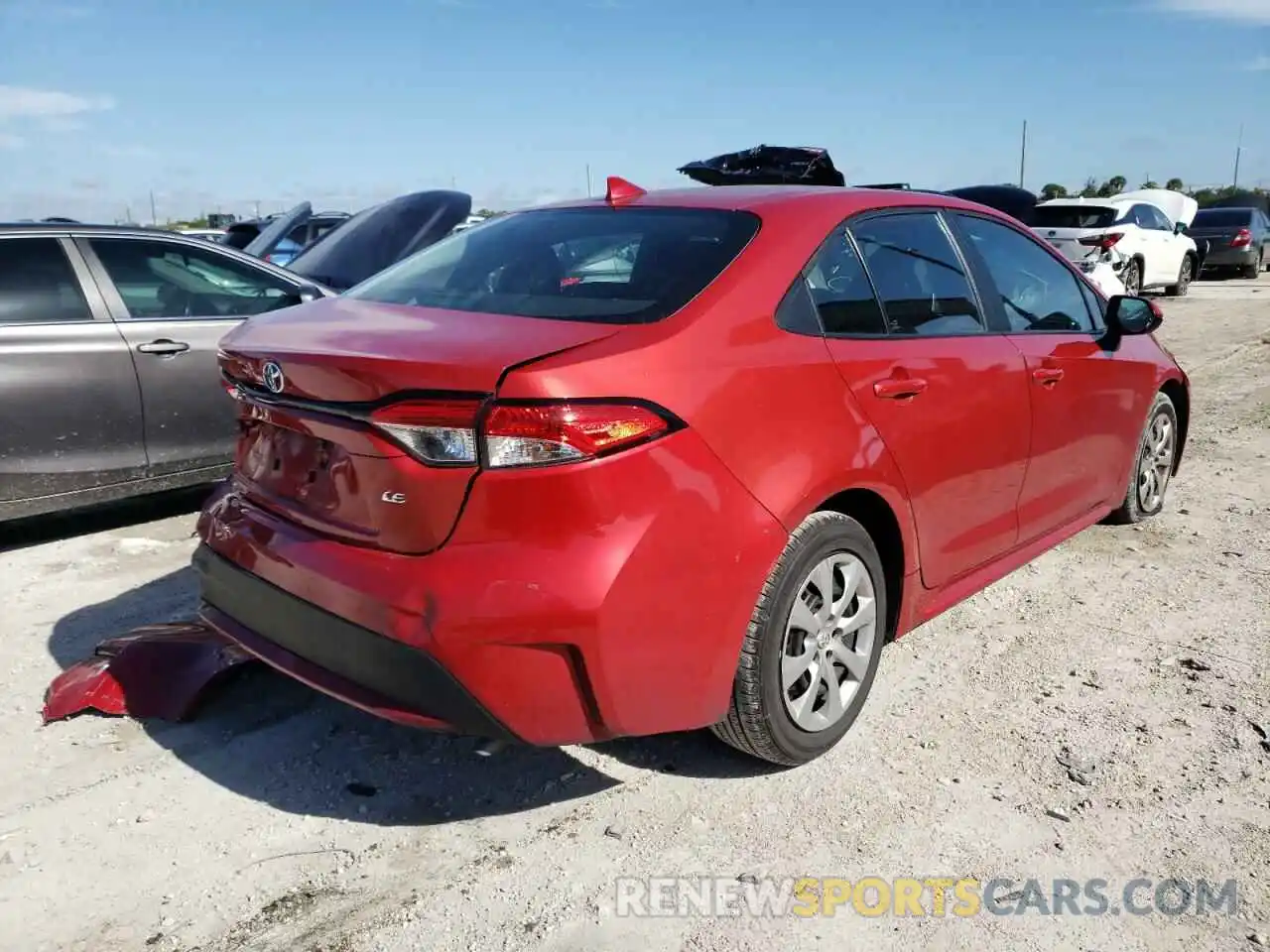 4 Photograph of a damaged car 5YFEPRAE4LP076265 TOYOTA COROLLA 2020