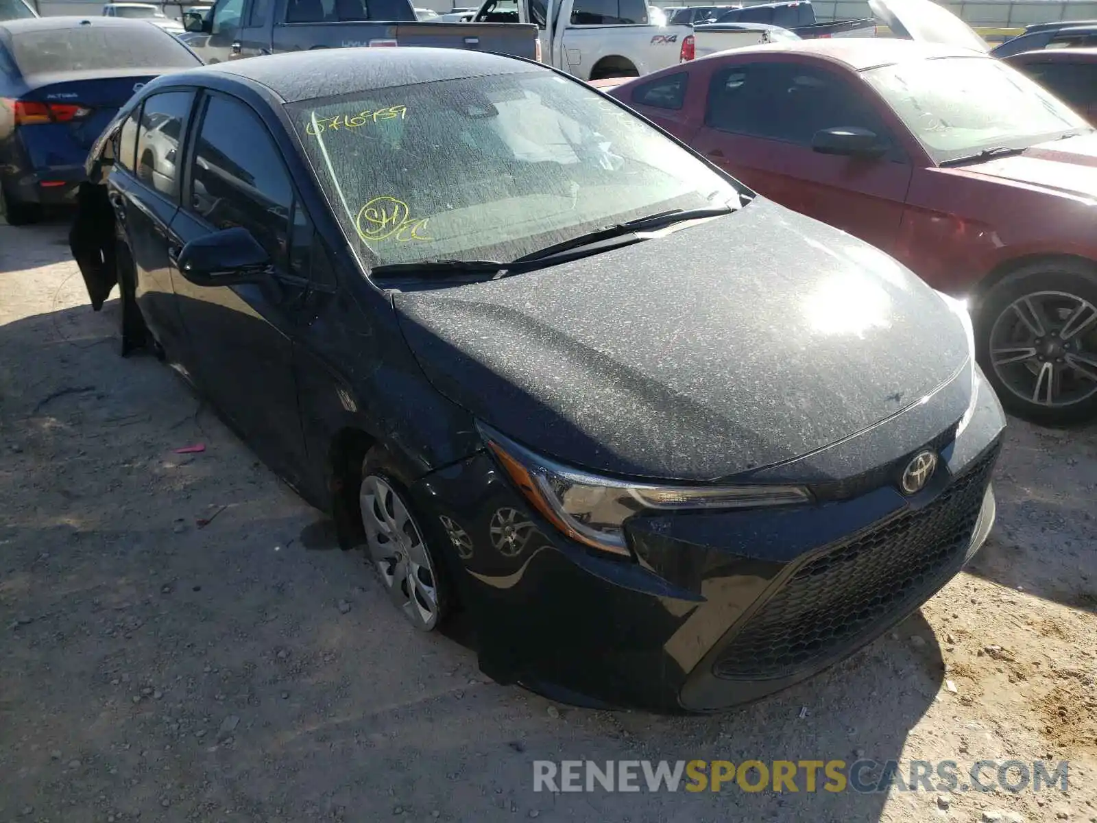 1 Photograph of a damaged car 5YFEPRAE4LP076959 TOYOTA COROLLA 2020