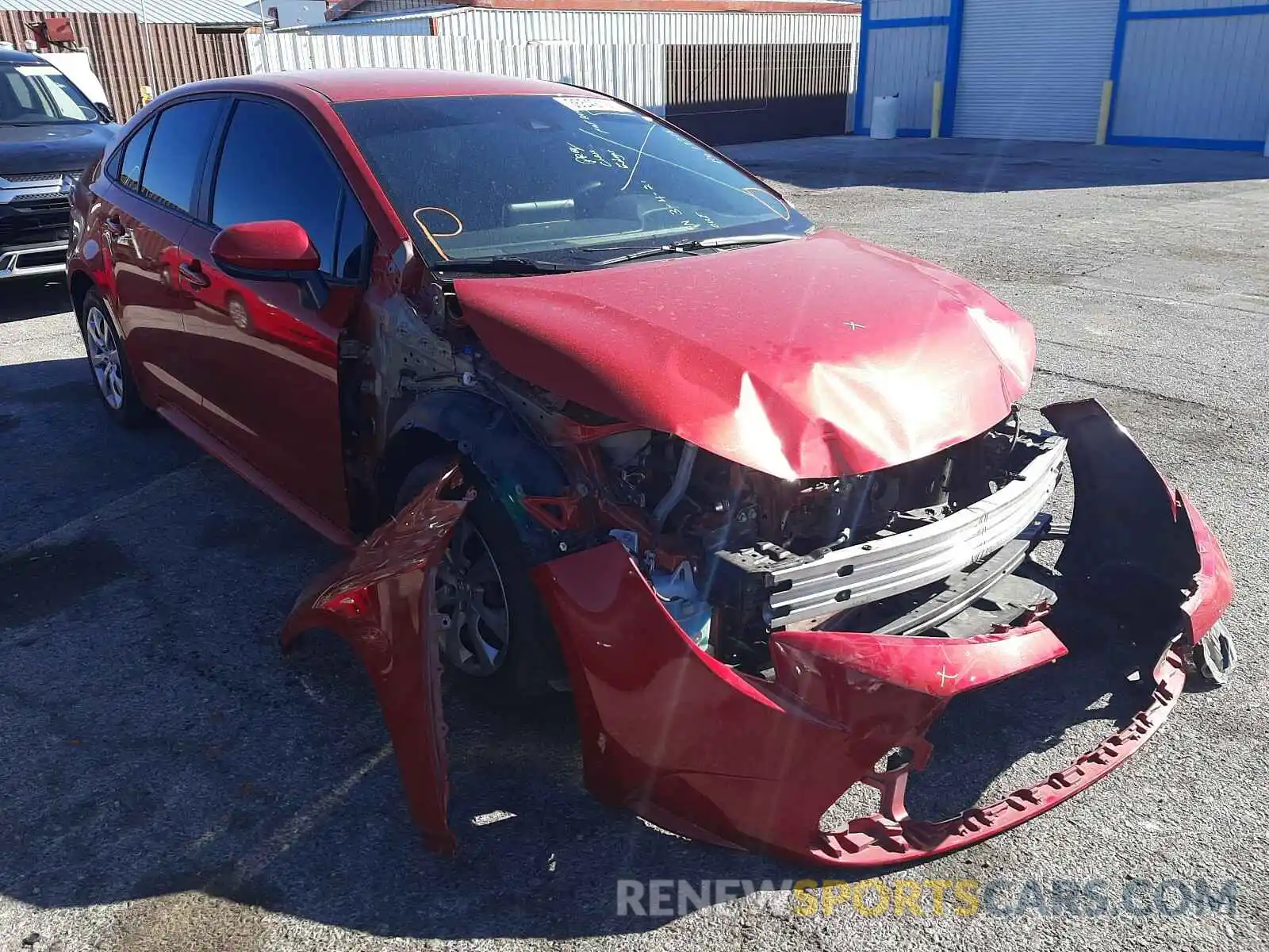 1 Photograph of a damaged car 5YFEPRAE4LP077531 TOYOTA COROLLA 2020