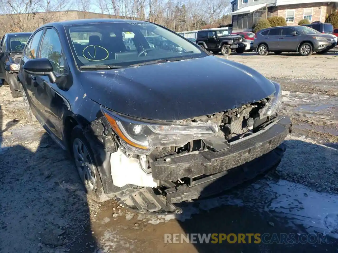 1 Photograph of a damaged car 5YFEPRAE4LP079361 TOYOTA COROLLA 2020