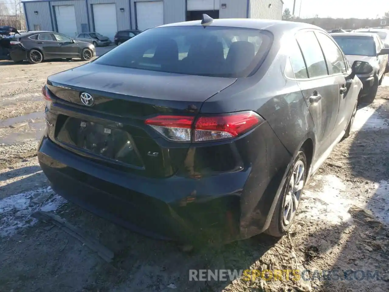 4 Photograph of a damaged car 5YFEPRAE4LP079361 TOYOTA COROLLA 2020