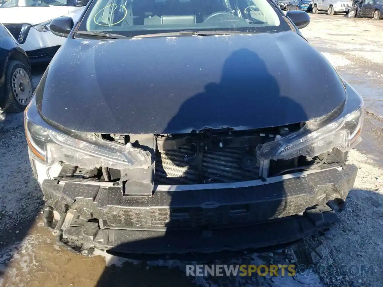 9 Photograph of a damaged car 5YFEPRAE4LP079361 TOYOTA COROLLA 2020