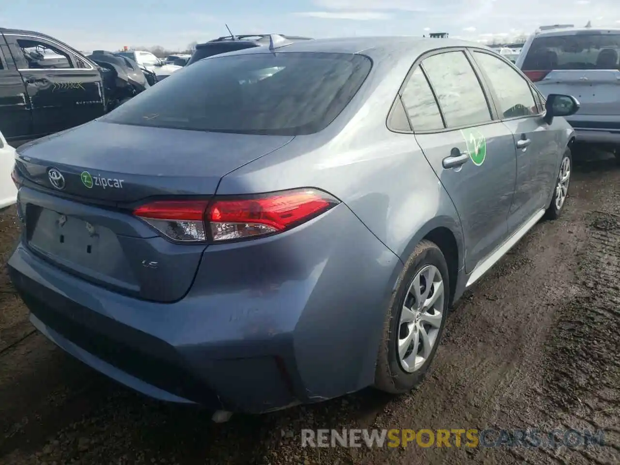 4 Photograph of a damaged car 5YFEPRAE4LP079831 TOYOTA COROLLA 2020