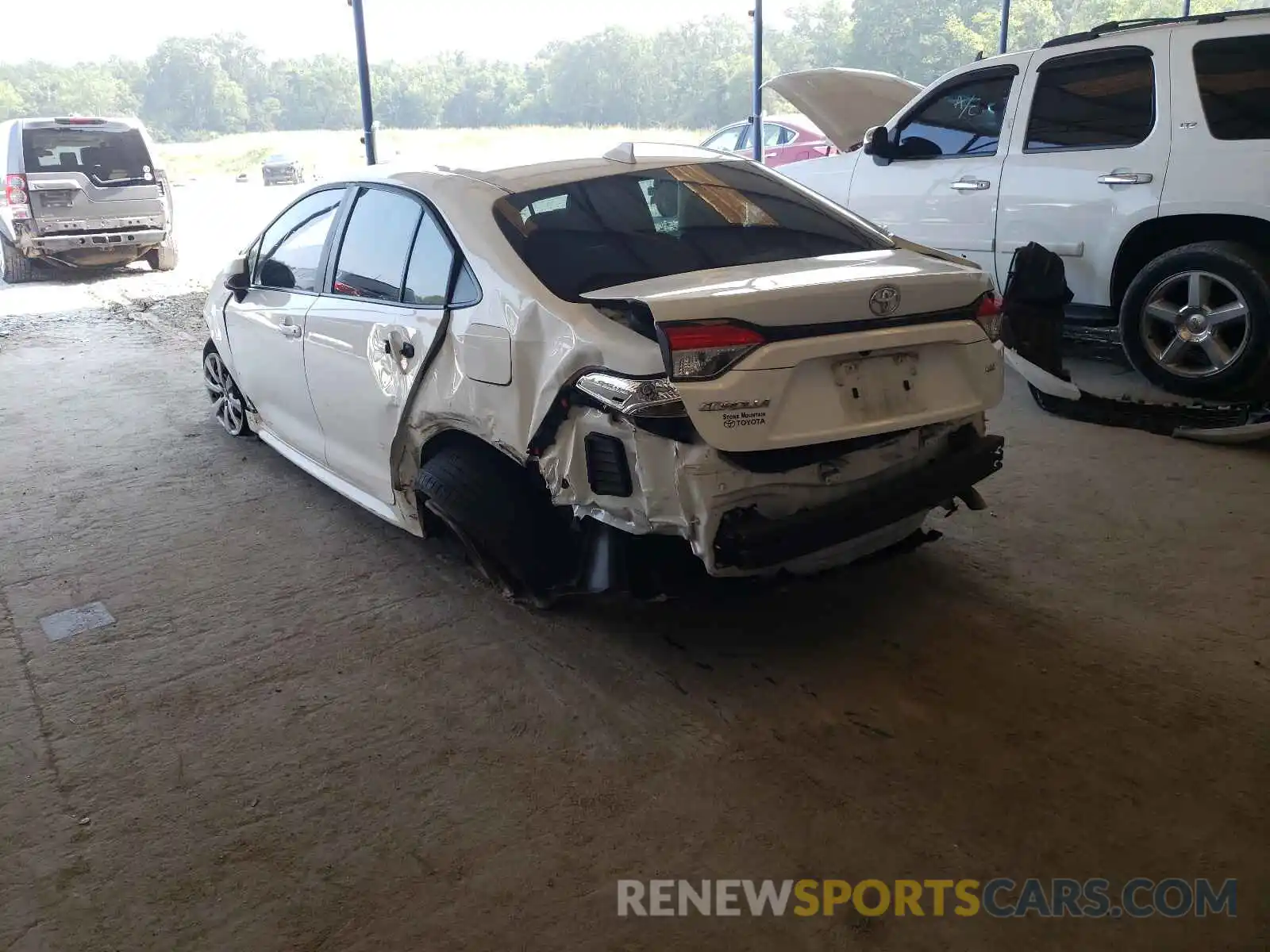 3 Photograph of a damaged car 5YFEPRAE4LP080008 TOYOTA COROLLA 2020