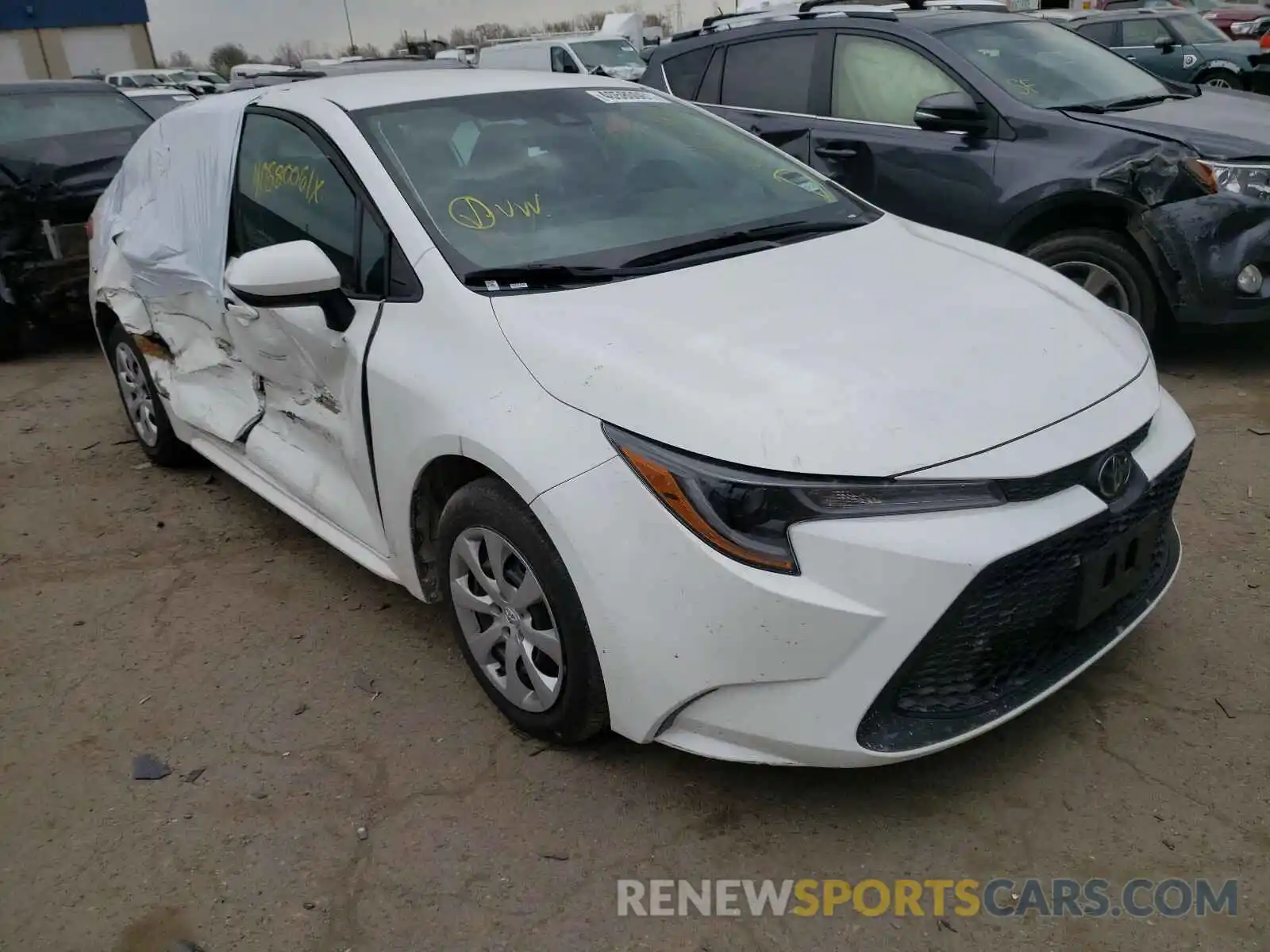 1 Photograph of a damaged car 5YFEPRAE4LP080235 TOYOTA COROLLA 2020