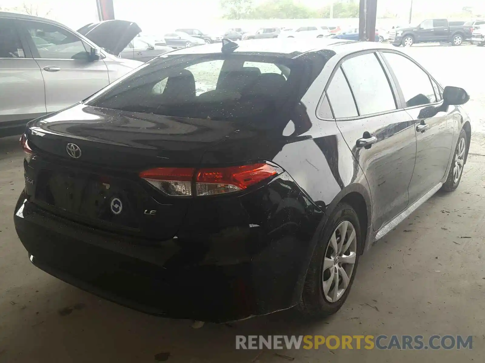 4 Photograph of a damaged car 5YFEPRAE4LP081658 TOYOTA COROLLA 2020