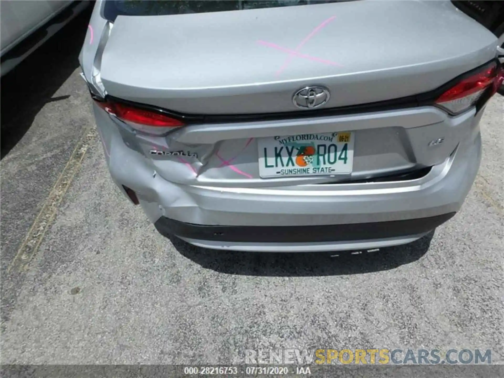 9 Photograph of a damaged car 5YFEPRAE4LP081787 TOYOTA COROLLA 2020