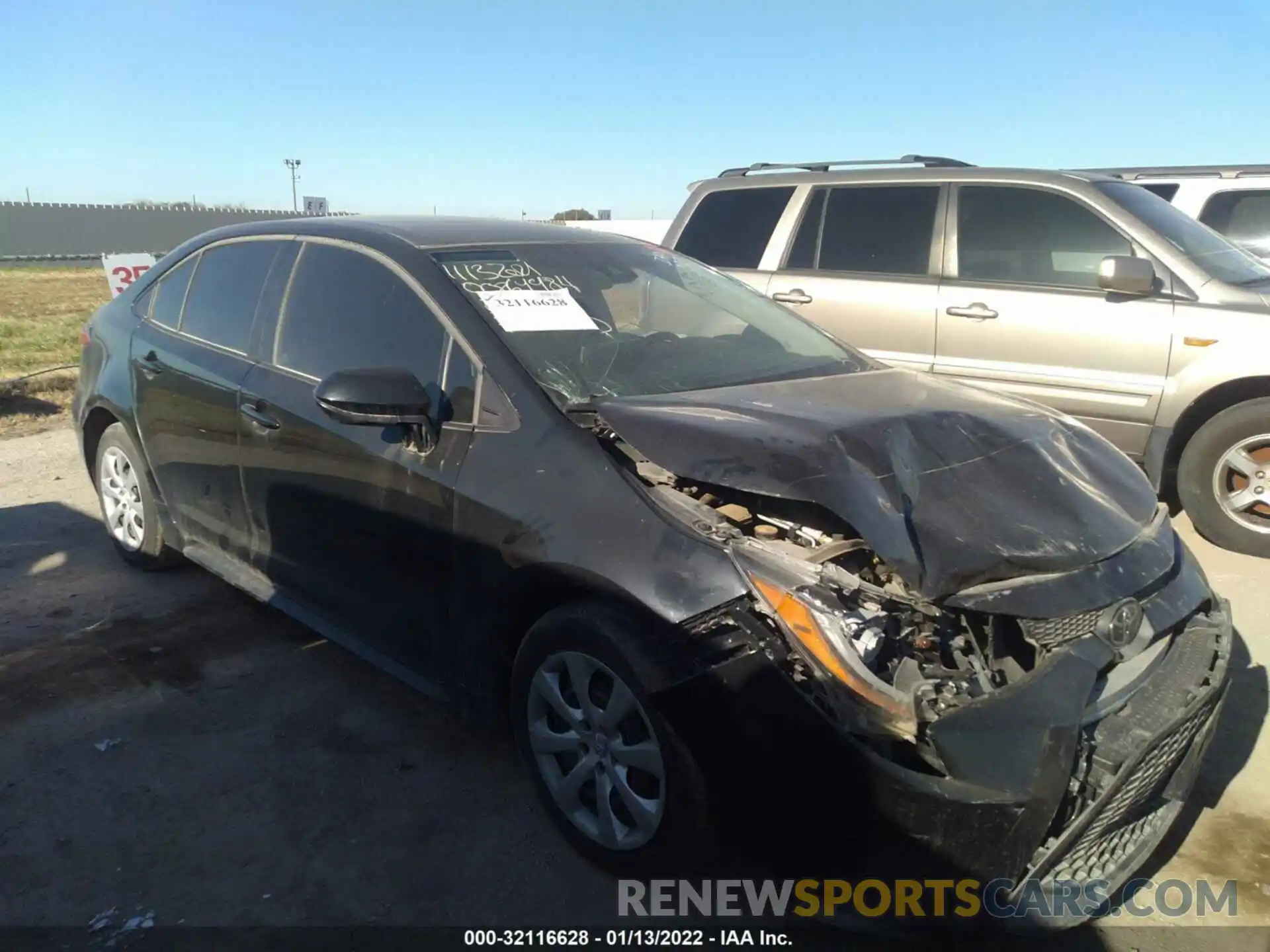 1 Photograph of a damaged car 5YFEPRAE4LP081885 TOYOTA COROLLA 2020