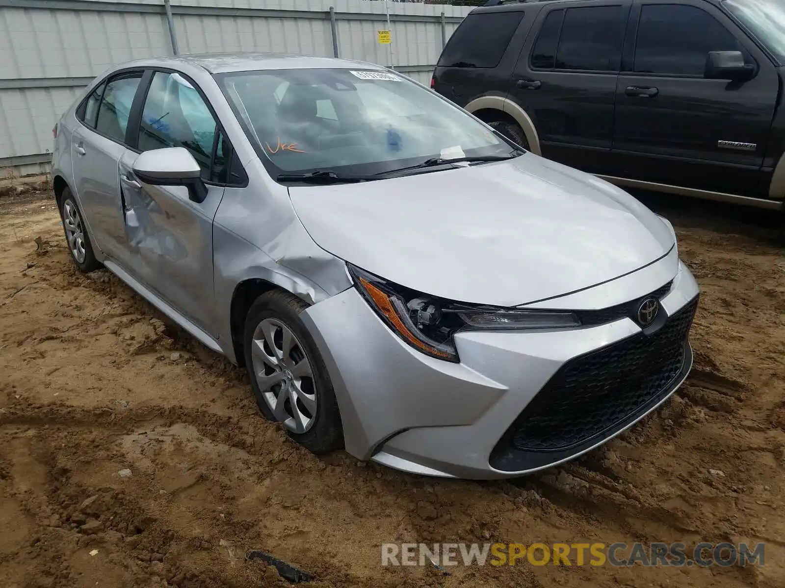 1 Photograph of a damaged car 5YFEPRAE4LP084348 TOYOTA COROLLA 2020