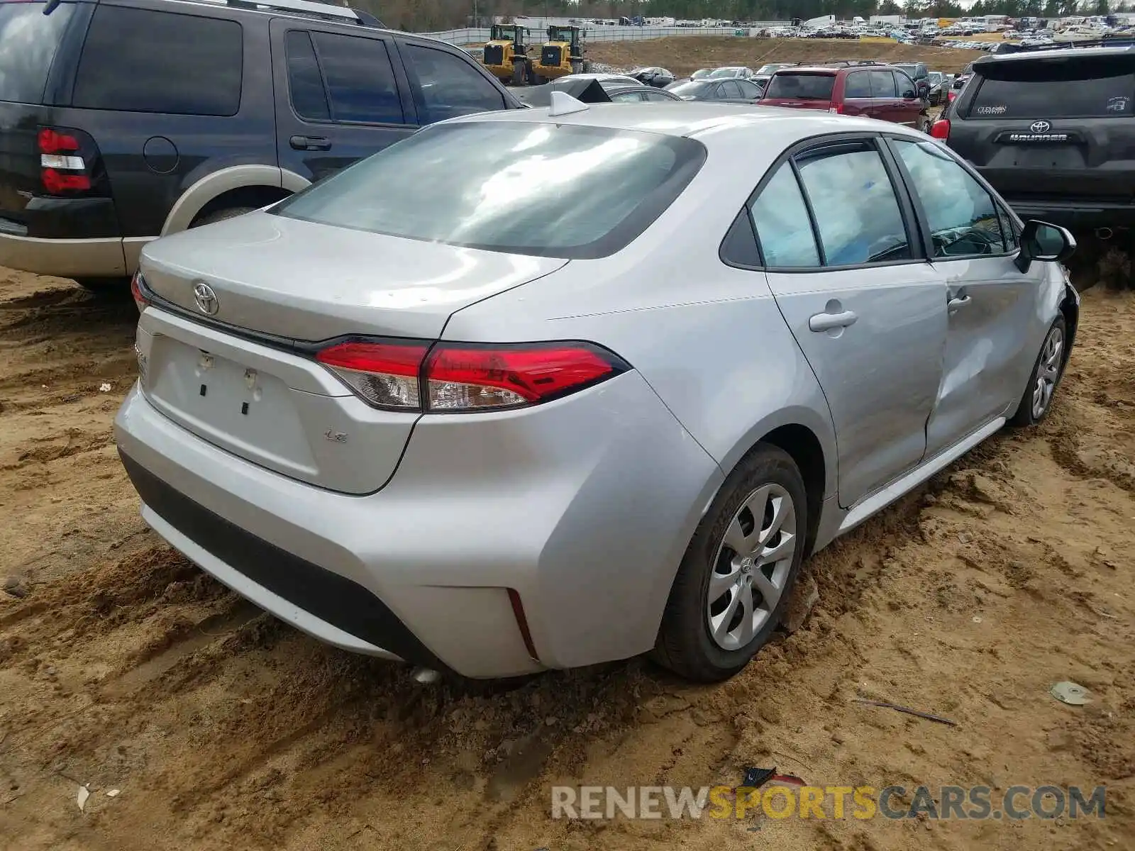 4 Photograph of a damaged car 5YFEPRAE4LP084348 TOYOTA COROLLA 2020