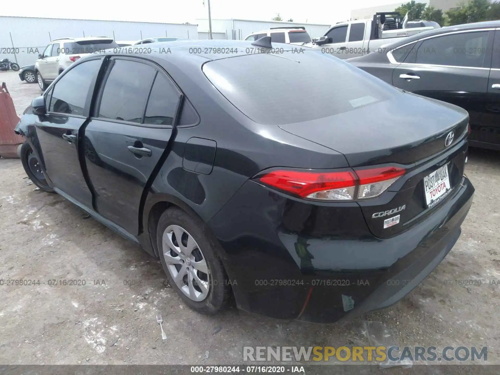 3 Photograph of a damaged car 5YFEPRAE4LP084589 TOYOTA COROLLA 2020