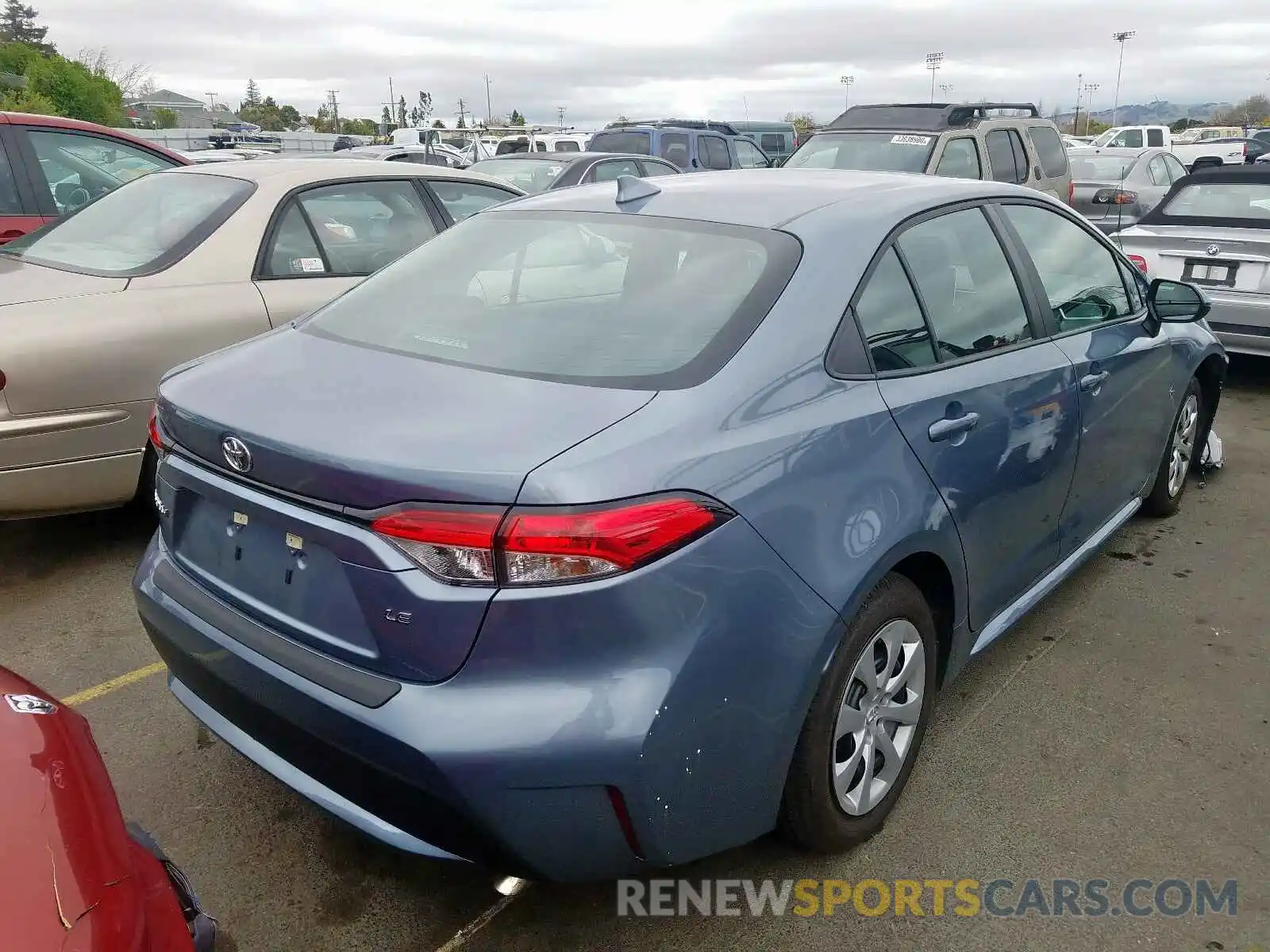 4 Photograph of a damaged car 5YFEPRAE4LP084768 TOYOTA COROLLA 2020