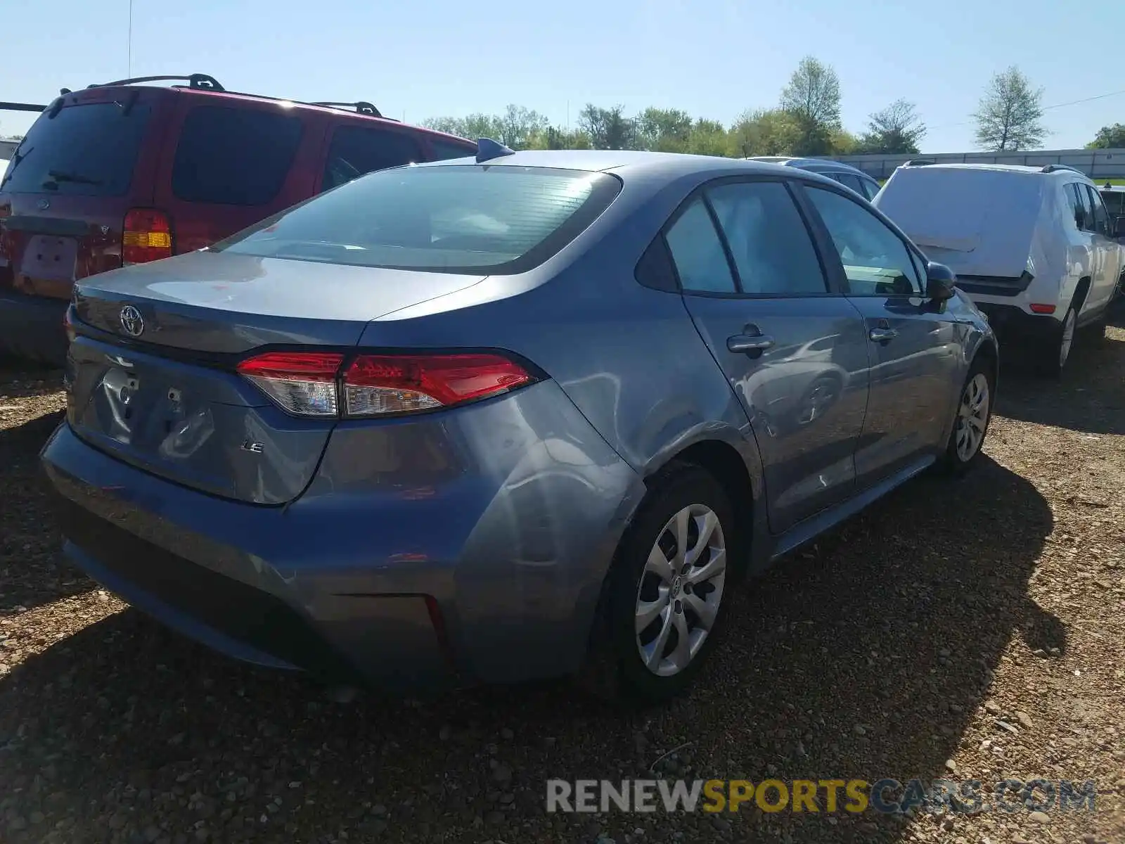 4 Photograph of a damaged car 5YFEPRAE4LP084771 TOYOTA COROLLA 2020