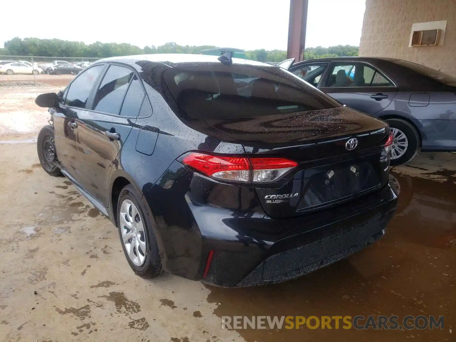 3 Photograph of a damaged car 5YFEPRAE4LP085161 TOYOTA COROLLA 2020