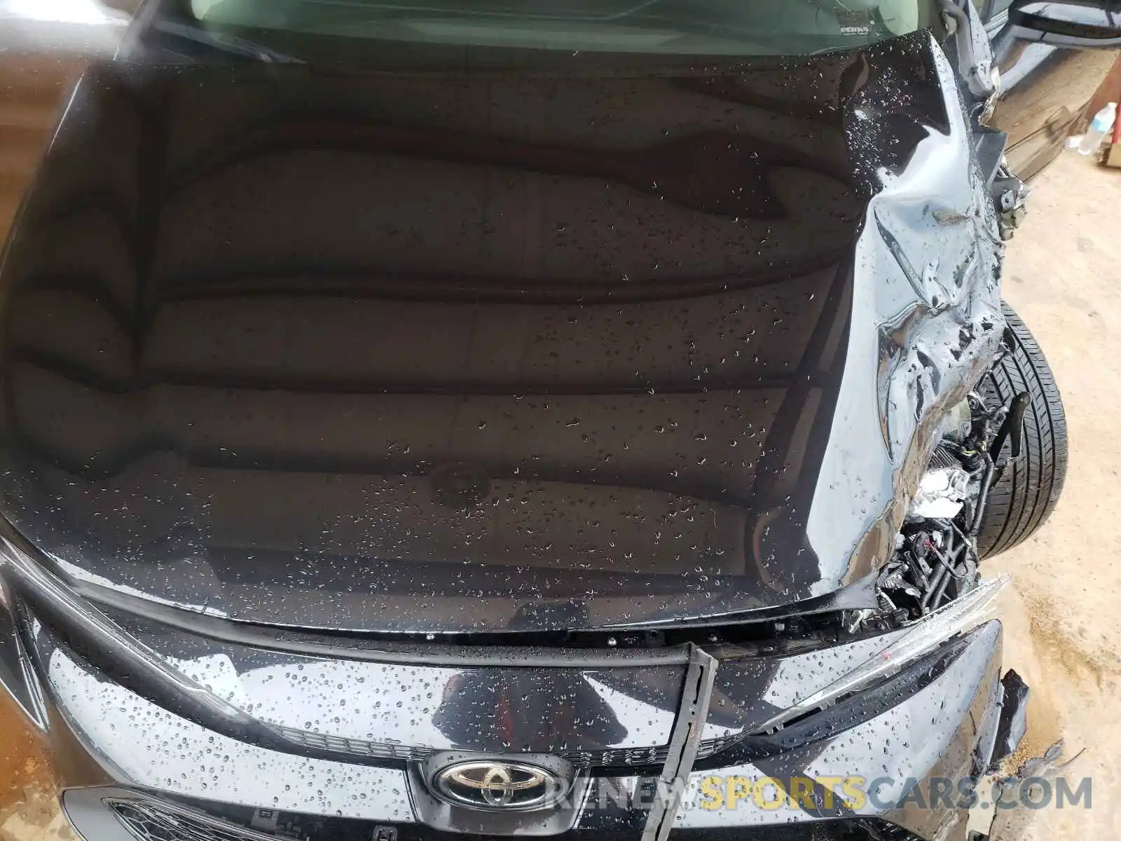 7 Photograph of a damaged car 5YFEPRAE4LP085161 TOYOTA COROLLA 2020