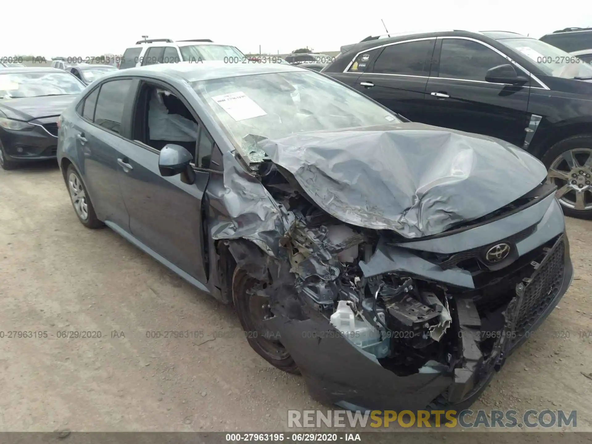 1 Photograph of a damaged car 5YFEPRAE4LP085323 TOYOTA COROLLA 2020