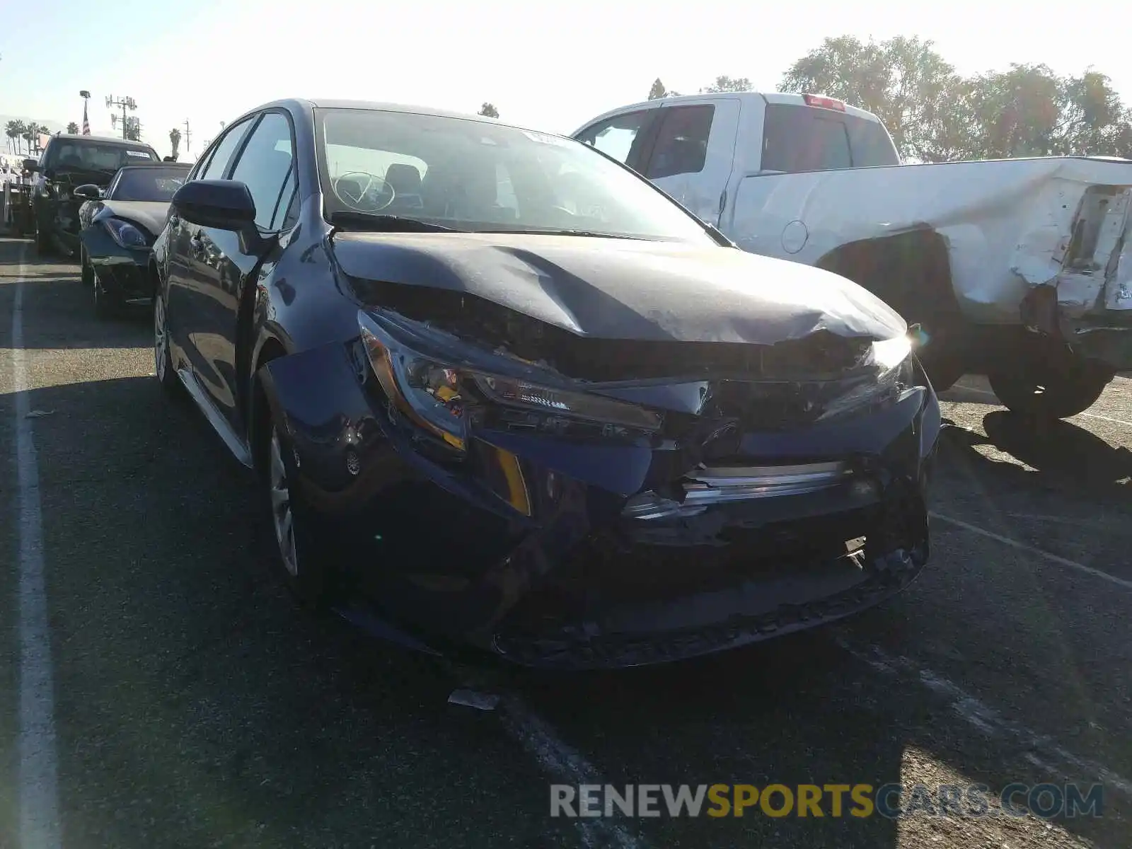 1 Photograph of a damaged car 5YFEPRAE4LP085970 TOYOTA COROLLA 2020