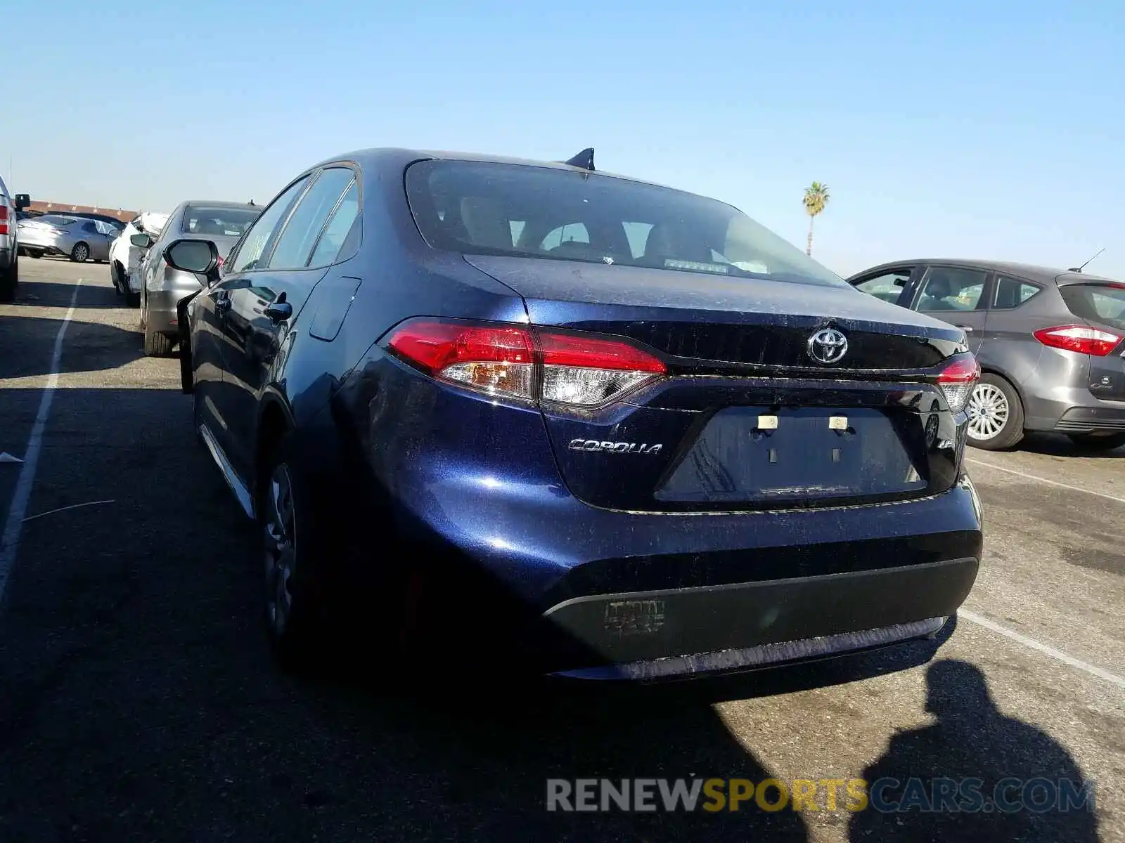 3 Photograph of a damaged car 5YFEPRAE4LP085970 TOYOTA COROLLA 2020