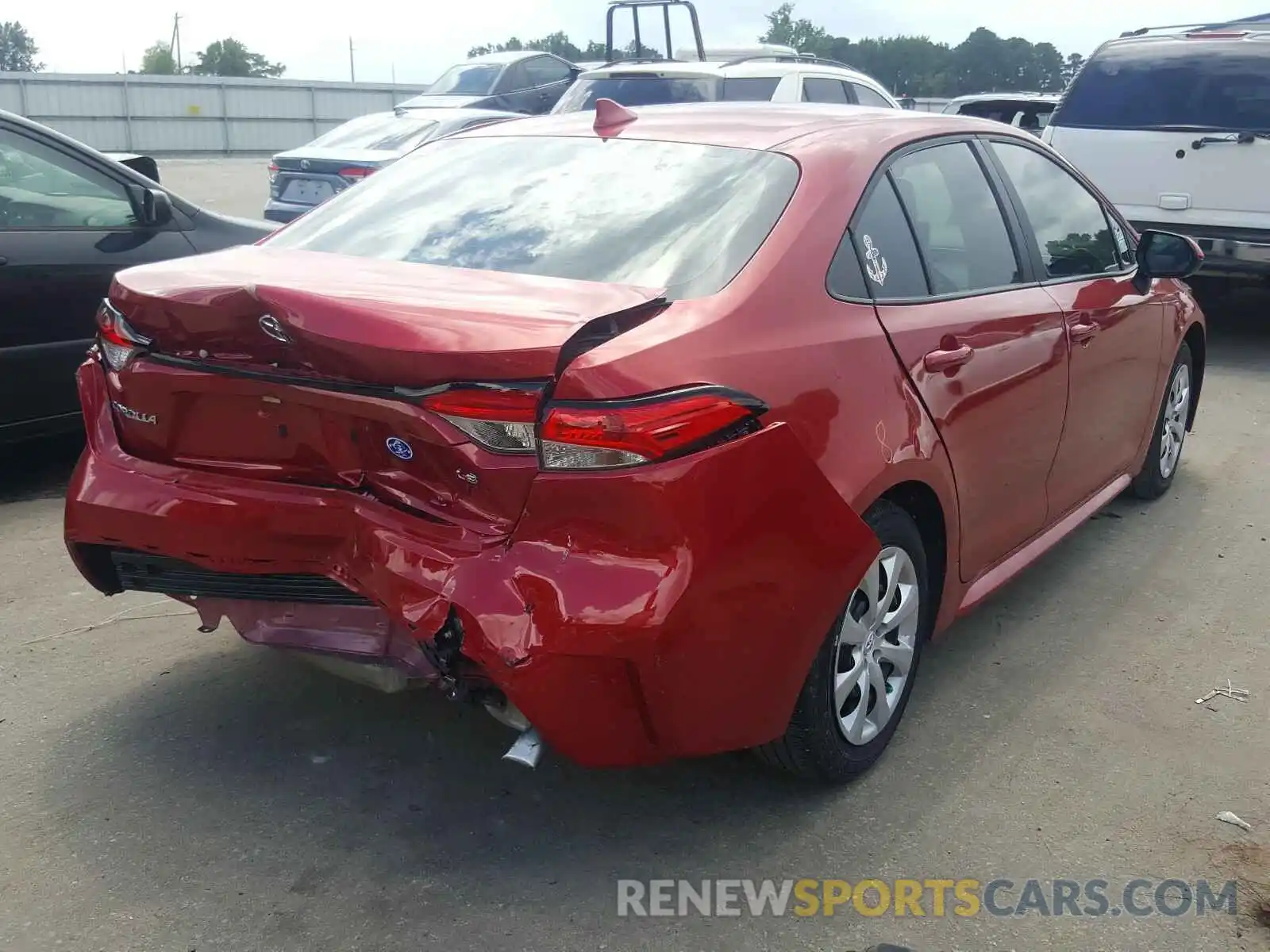 4 Photograph of a damaged car 5YFEPRAE4LP086021 TOYOTA COROLLA 2020