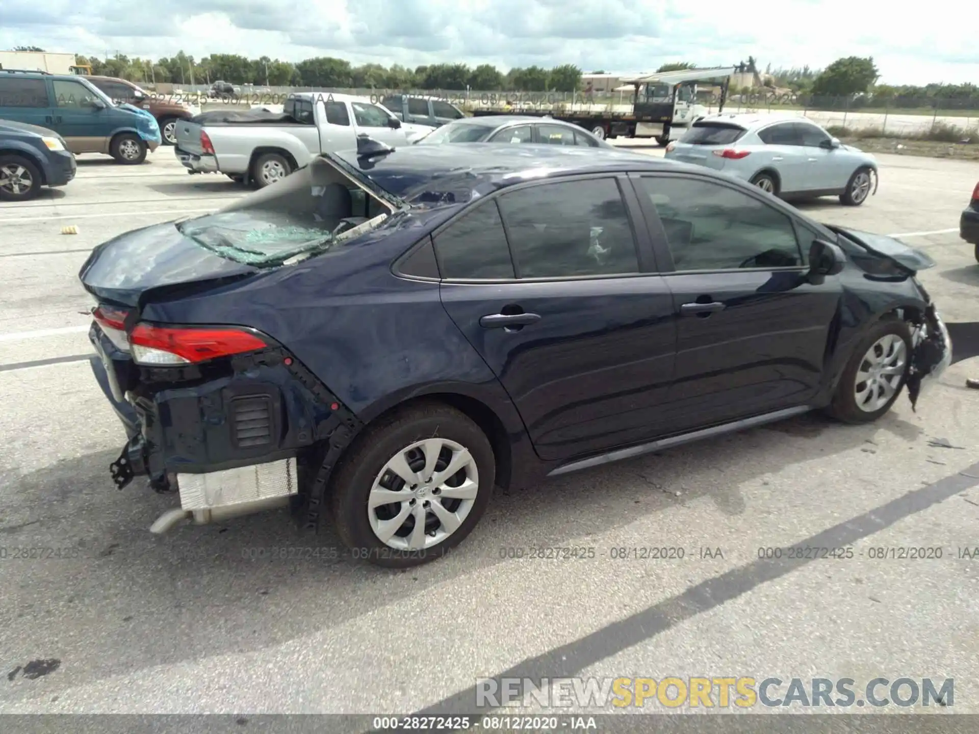 4 Photograph of a damaged car 5YFEPRAE4LP087251 TOYOTA COROLLA 2020