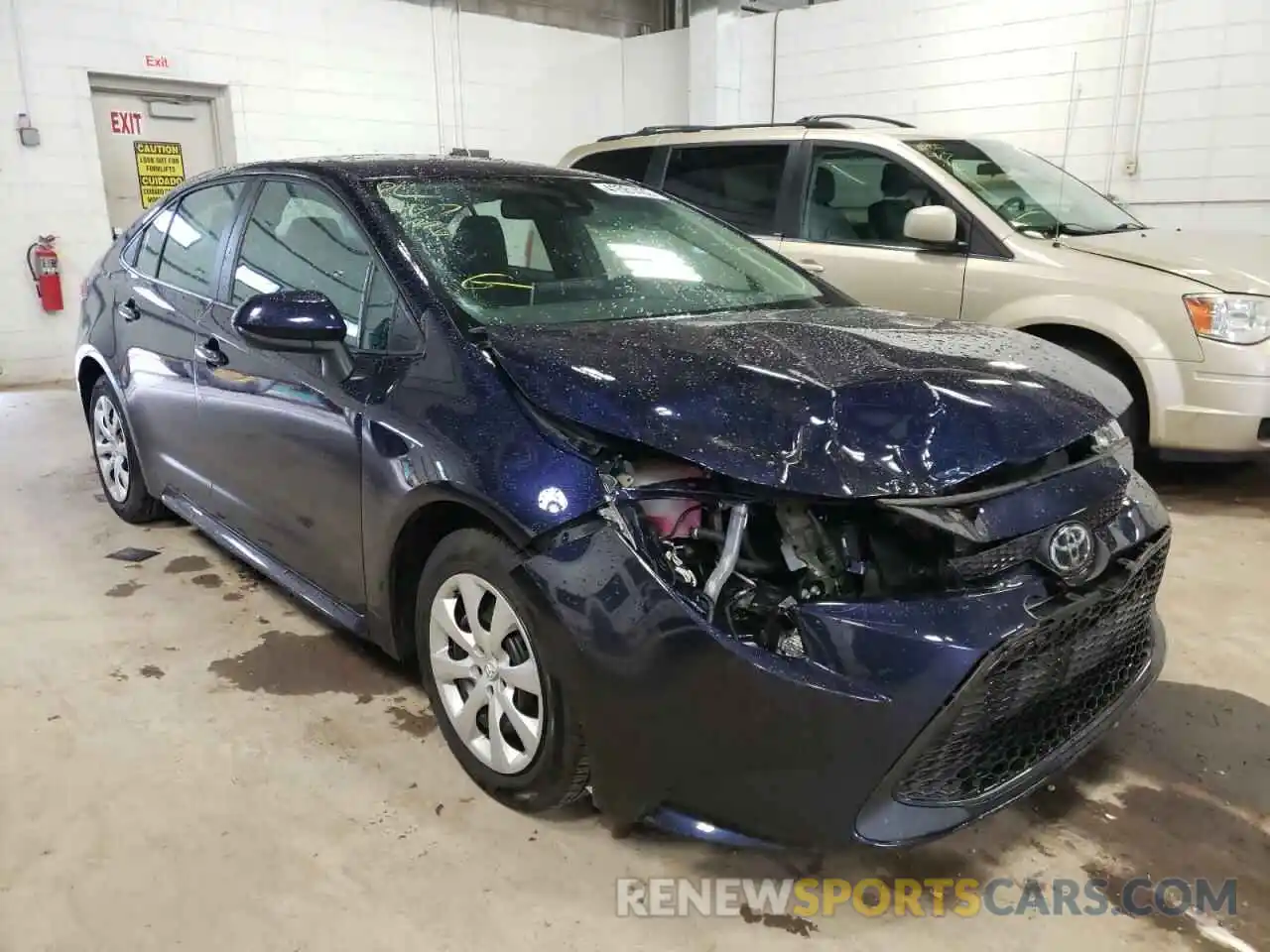 1 Photograph of a damaged car 5YFEPRAE4LP087640 TOYOTA COROLLA 2020