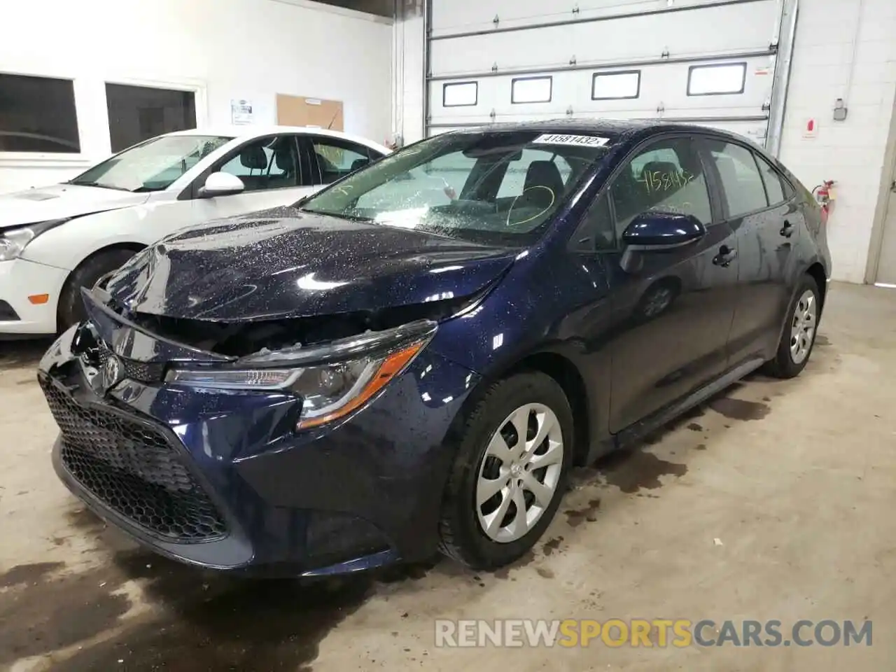 2 Photograph of a damaged car 5YFEPRAE4LP087640 TOYOTA COROLLA 2020