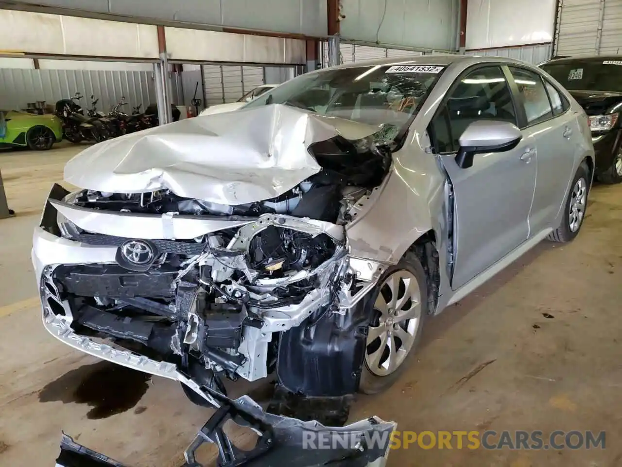 2 Photograph of a damaged car 5YFEPRAE4LP087945 TOYOTA COROLLA 2020