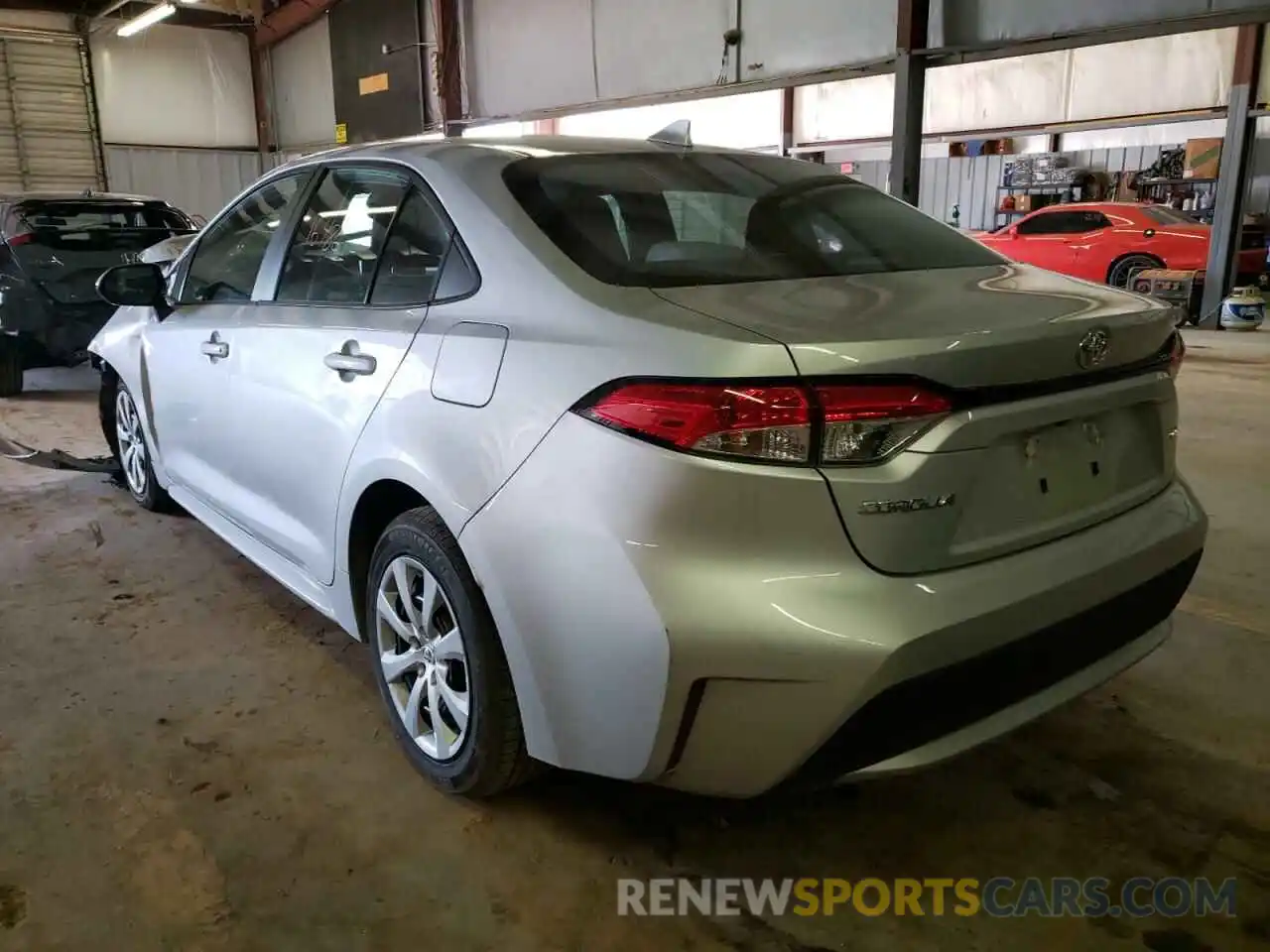 3 Photograph of a damaged car 5YFEPRAE4LP087945 TOYOTA COROLLA 2020