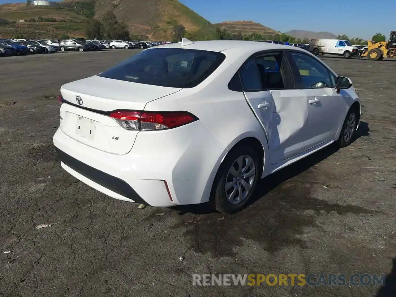 4 Photograph of a damaged car 5YFEPRAE4LP089503 TOYOTA COROLLA 2020