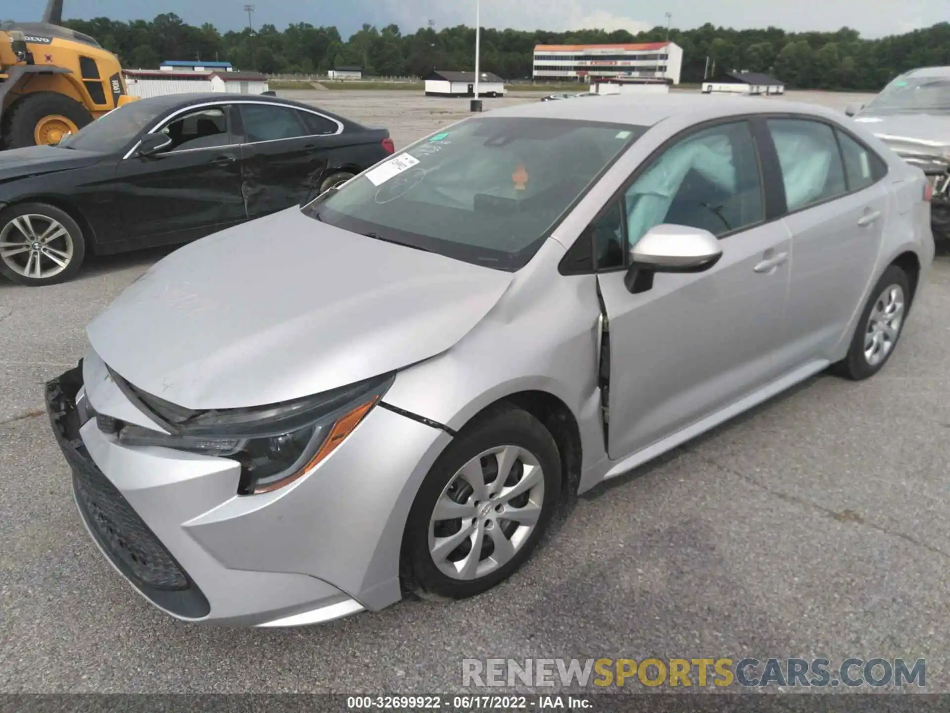 2 Photograph of a damaged car 5YFEPRAE4LP089730 TOYOTA COROLLA 2020