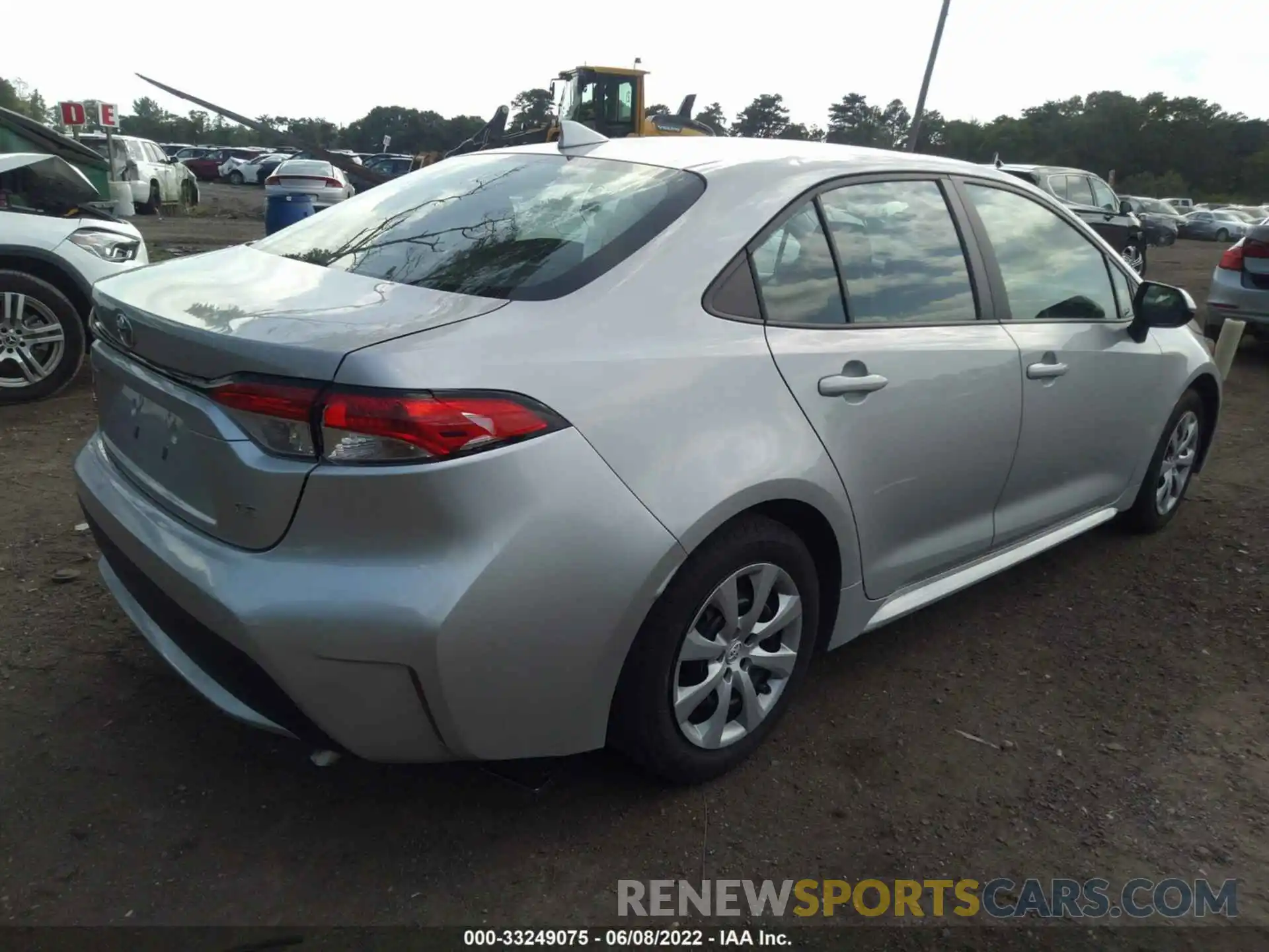 4 Photograph of a damaged car 5YFEPRAE4LP089758 TOYOTA COROLLA 2020