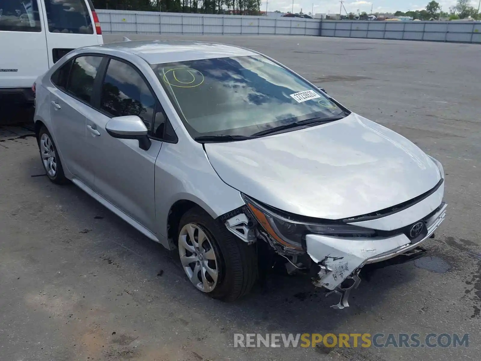 1 Photograph of a damaged car 5YFEPRAE4LP090344 TOYOTA COROLLA 2020