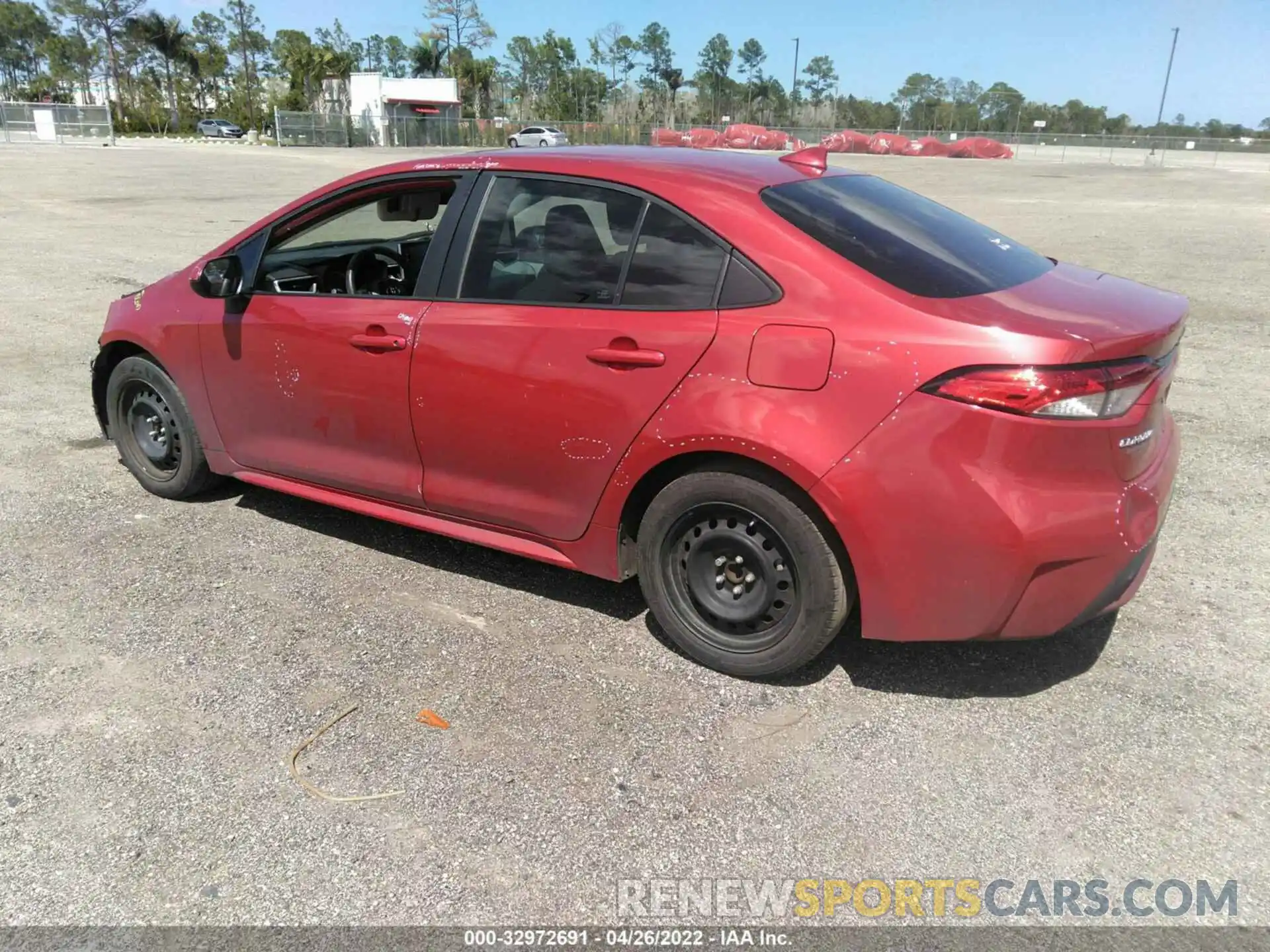 3 Photograph of a damaged car 5YFEPRAE4LP090716 TOYOTA COROLLA 2020