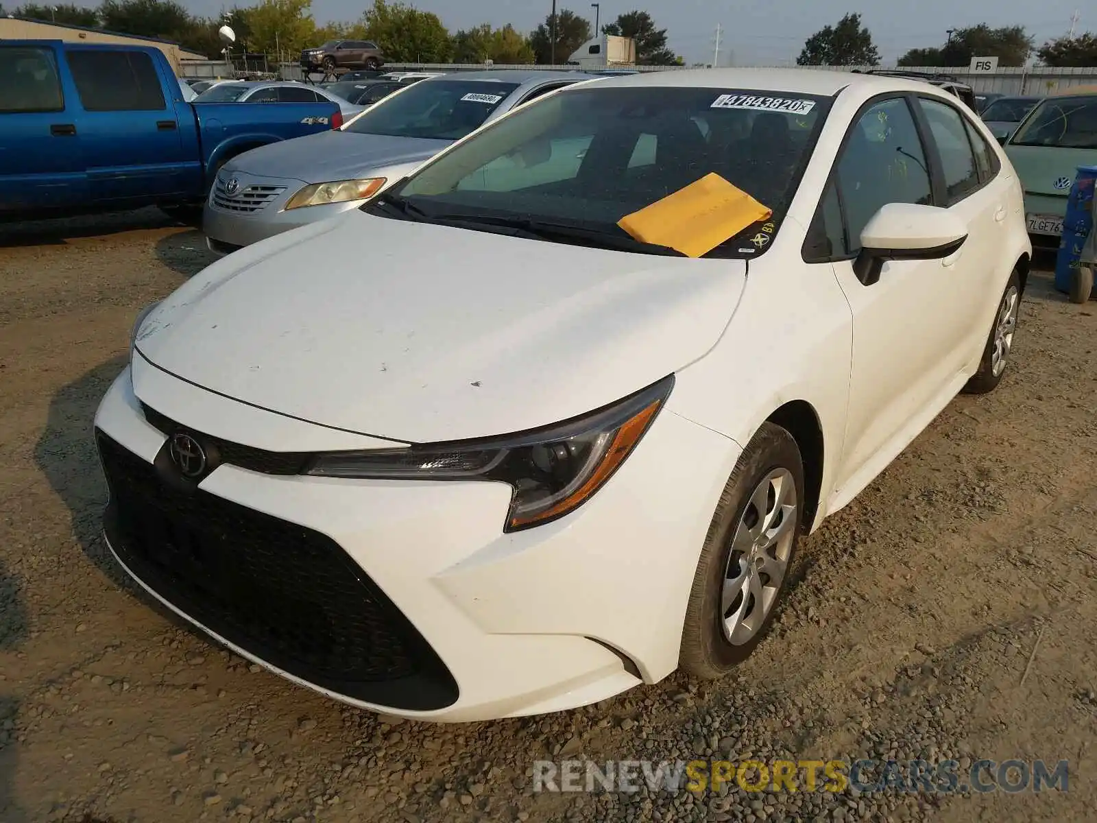 2 Photograph of a damaged car 5YFEPRAE4LP090733 TOYOTA COROLLA 2020