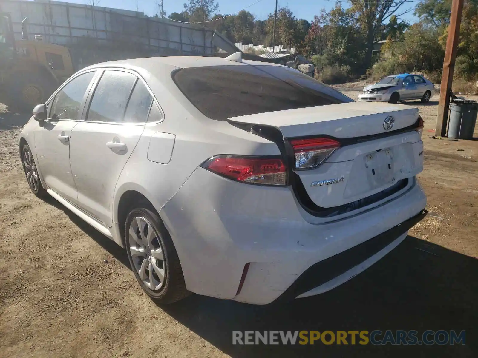 3 Photograph of a damaged car 5YFEPRAE4LP091381 TOYOTA COROLLA 2020