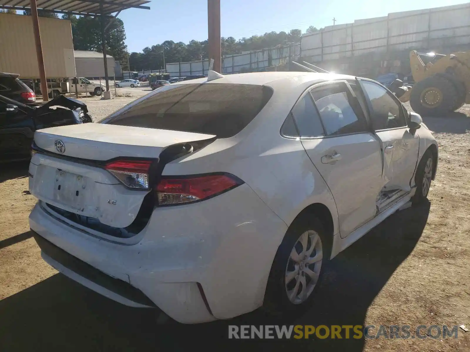 4 Photograph of a damaged car 5YFEPRAE4LP091381 TOYOTA COROLLA 2020