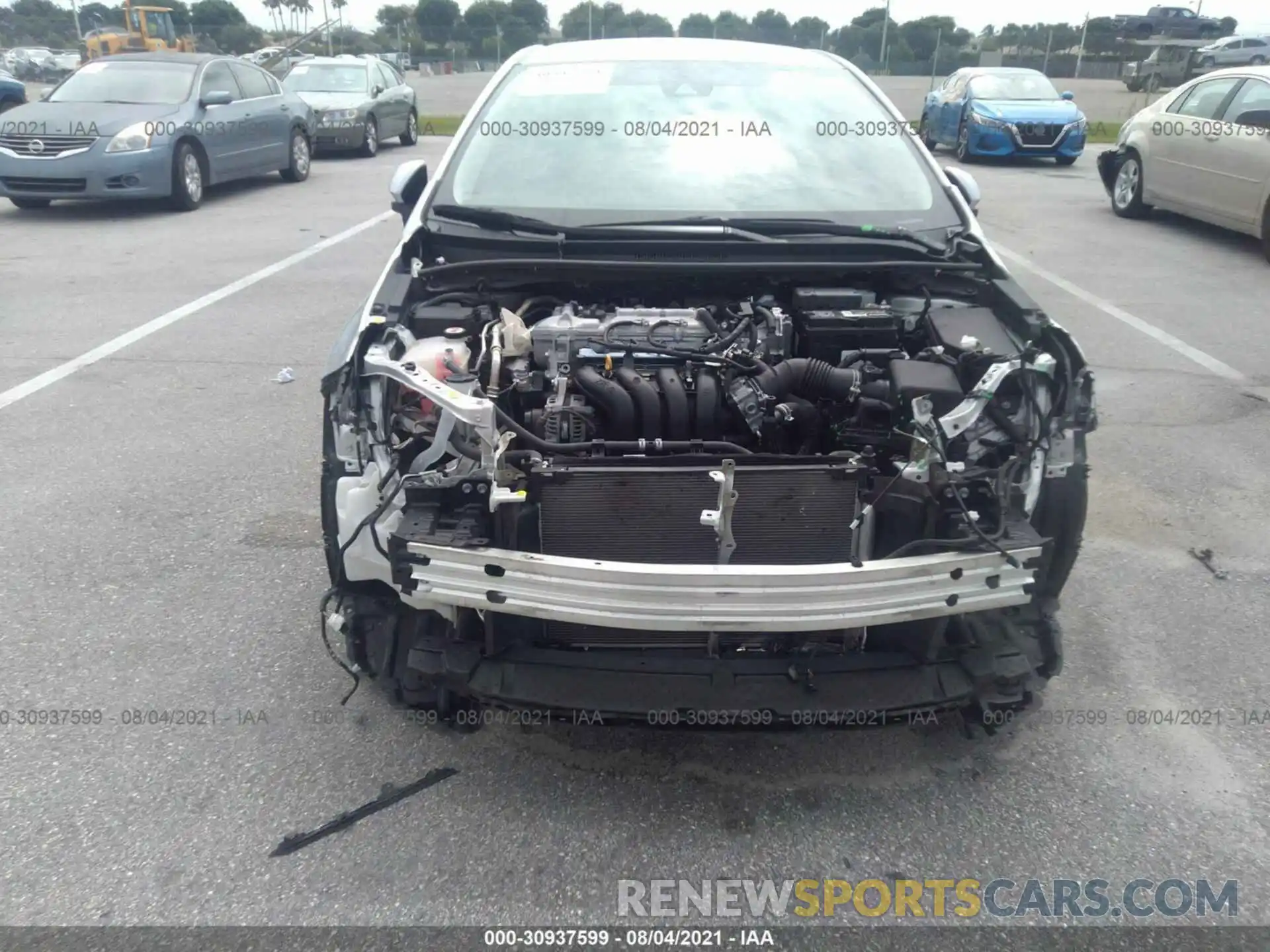 6 Photograph of a damaged car 5YFEPRAE4LP092482 TOYOTA COROLLA 2020