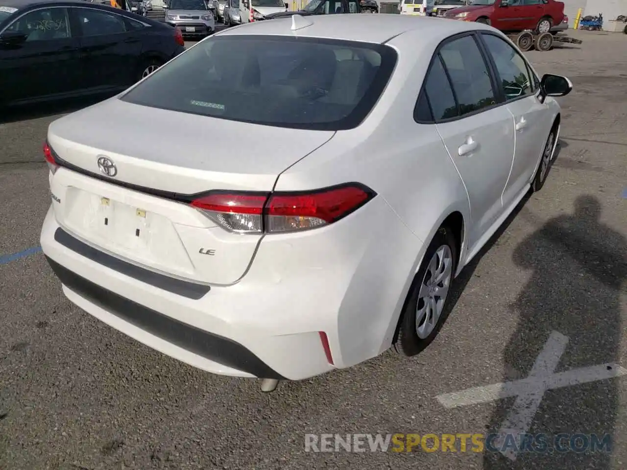 4 Photograph of a damaged car 5YFEPRAE4LP093065 TOYOTA COROLLA 2020