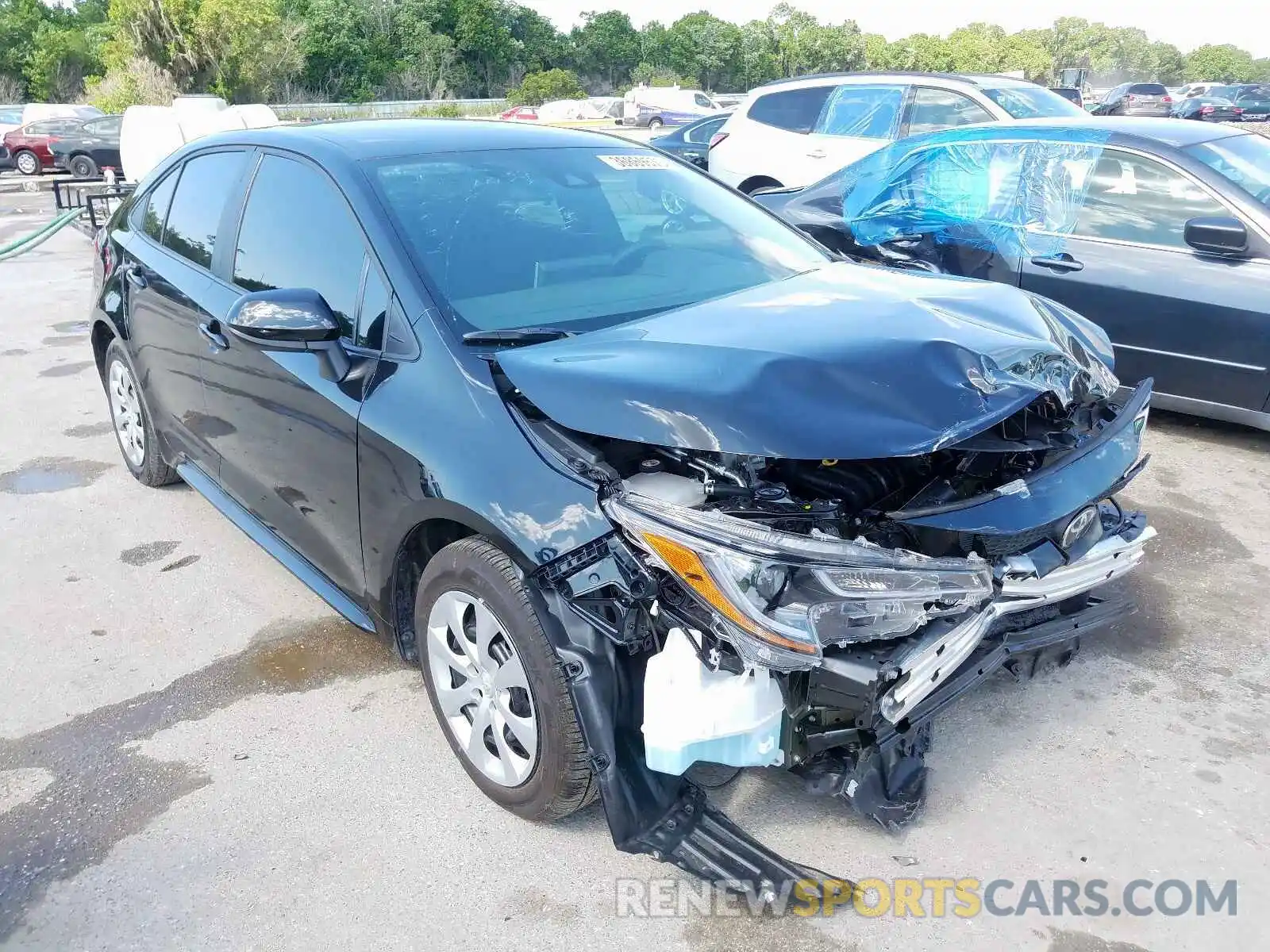 1 Photograph of a damaged car 5YFEPRAE4LP093499 TOYOTA COROLLA 2020